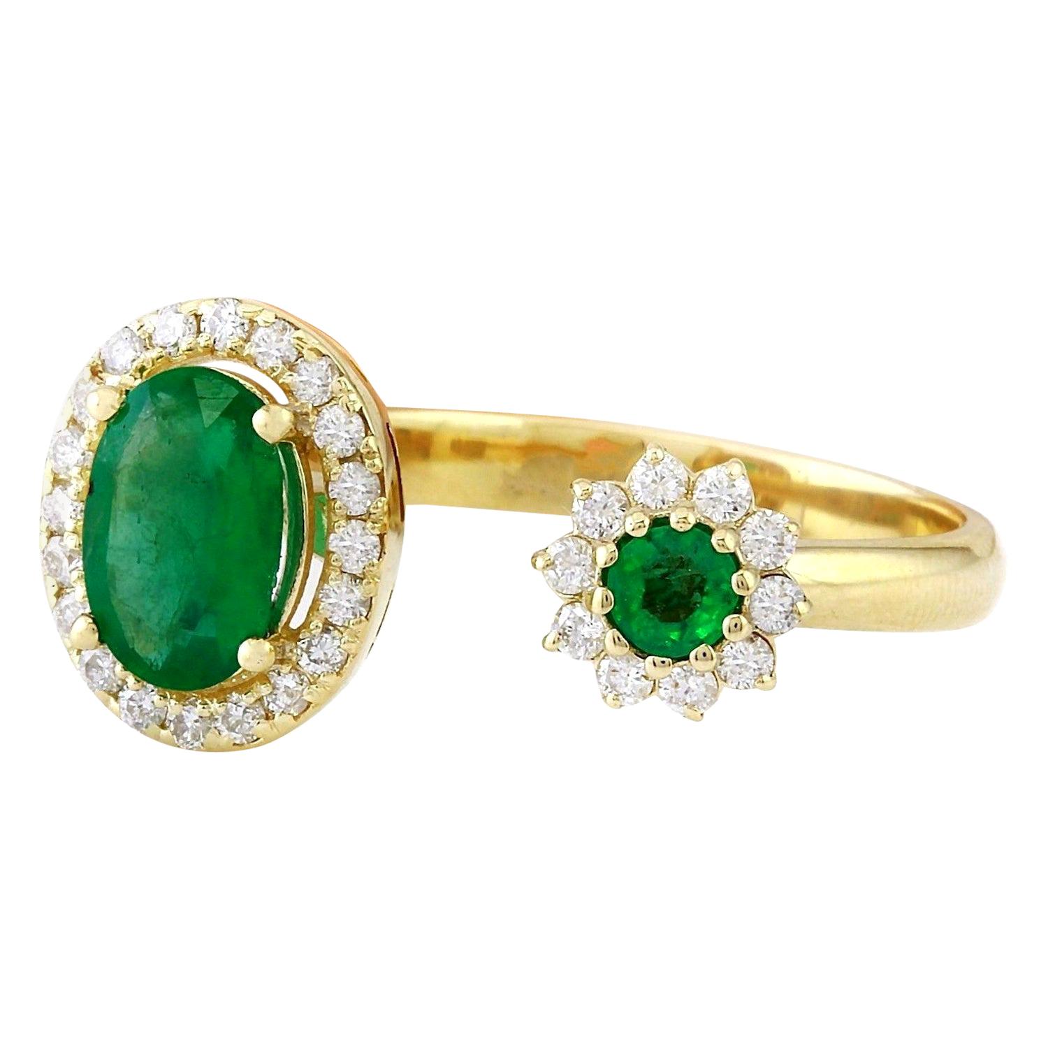 1.20 Carat Natural Emerald 14 Karat Solid Yellow Gold Diamond Ring For Sale