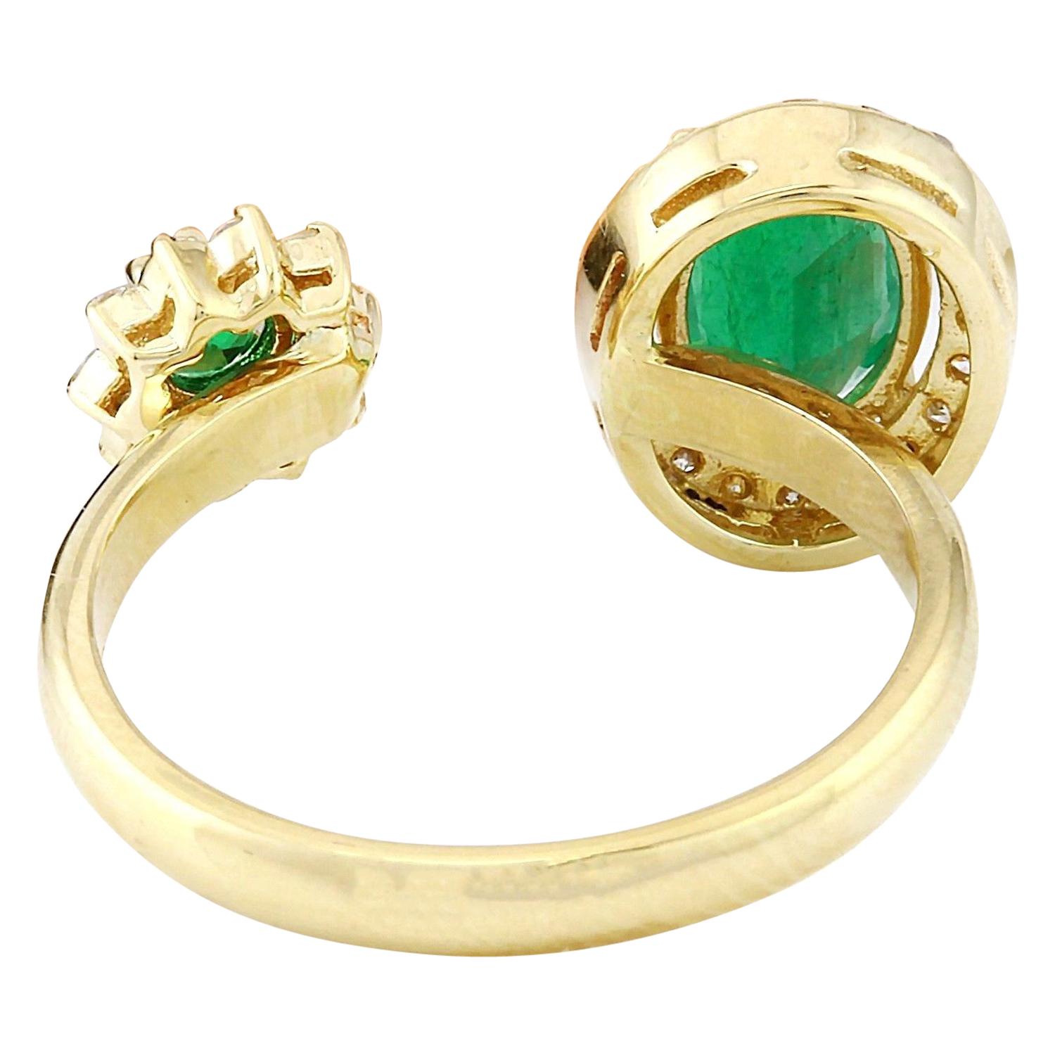 Oval Cut 1.20 Carat Natural Emerald 14 Karat Solid Yellow Gold Diamond Ring For Sale
