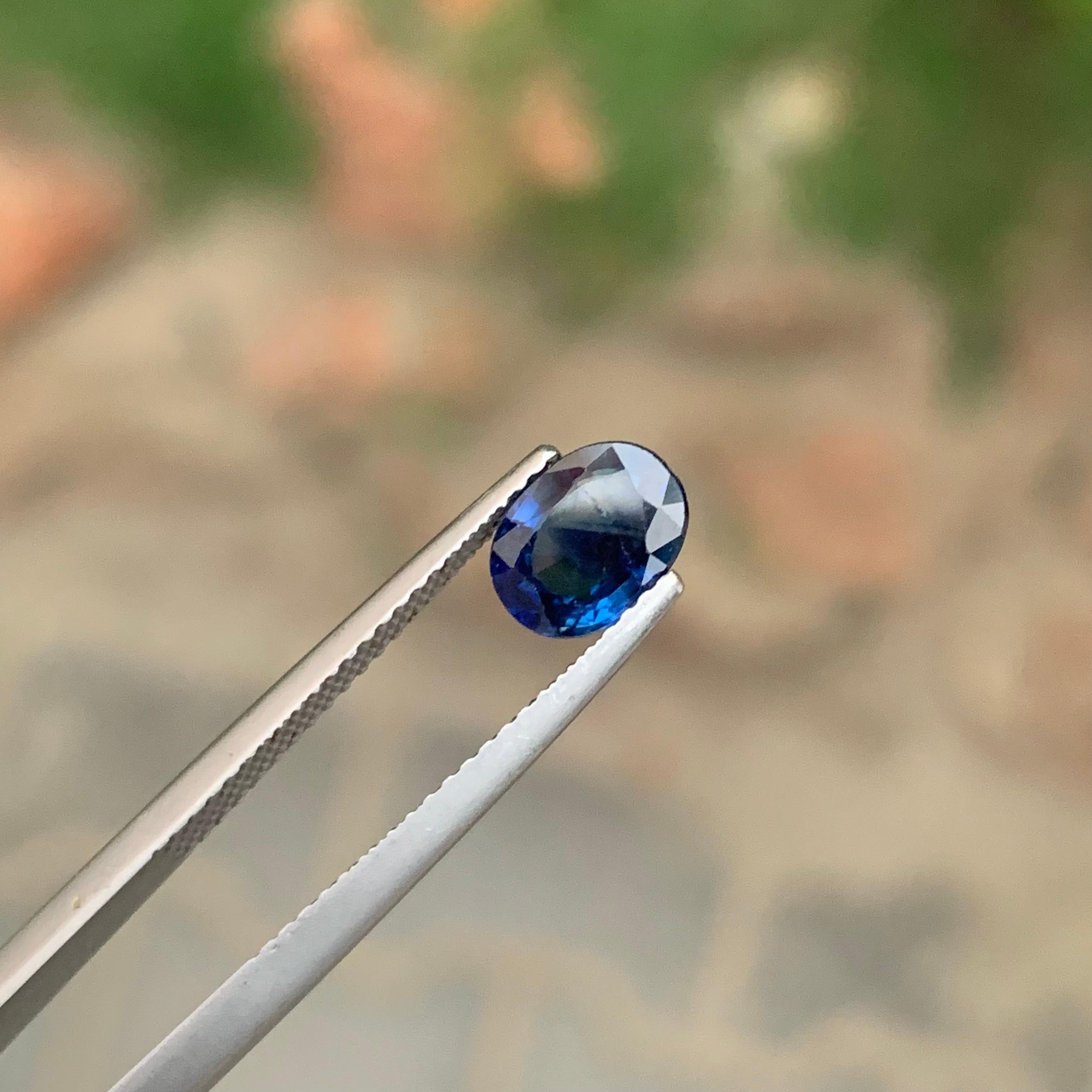 1.20 carati di zaffiro blu naturale sfuso di forma ovale in vendita 4