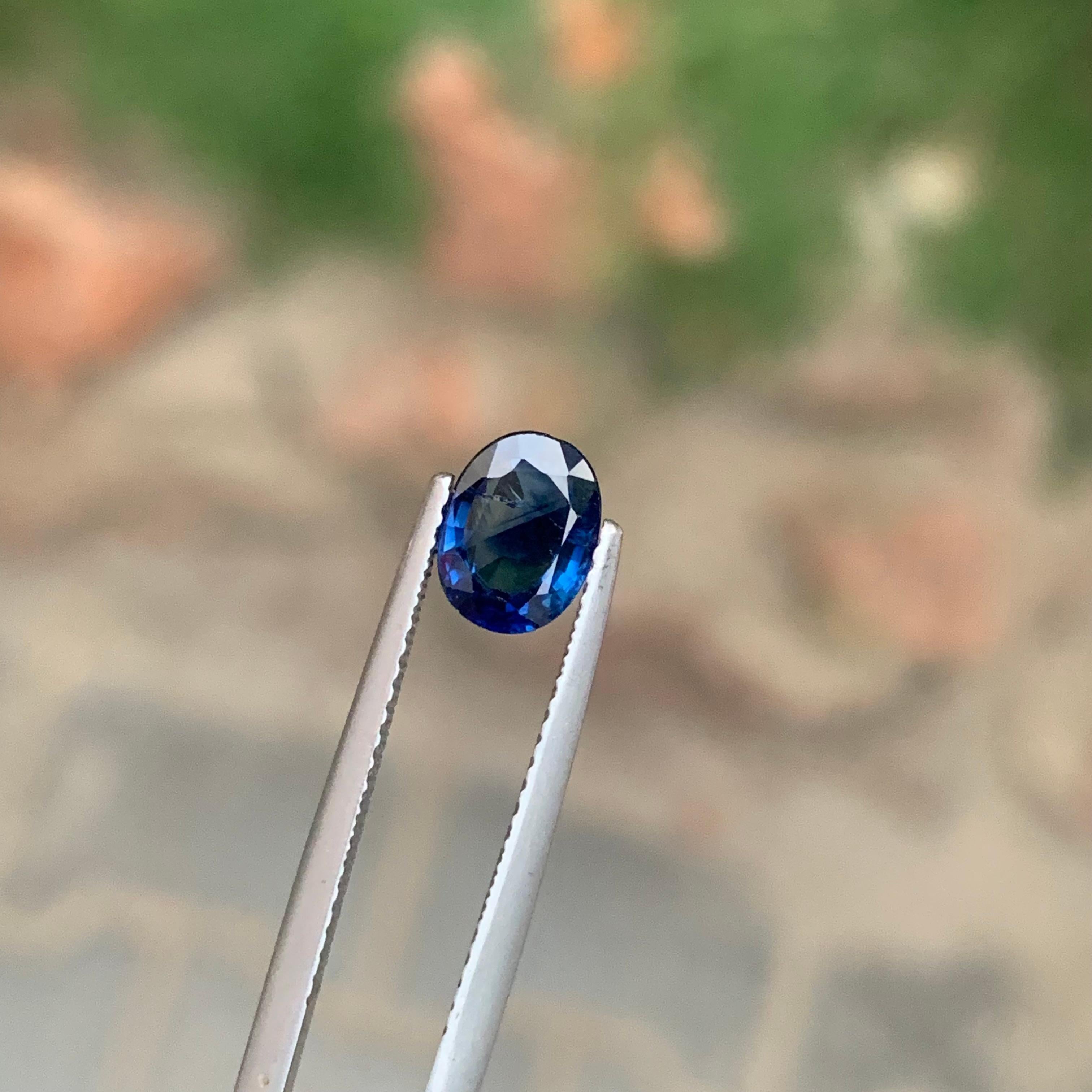 1.20 carati di zaffiro blu naturale sfuso di forma ovale in vendita 2