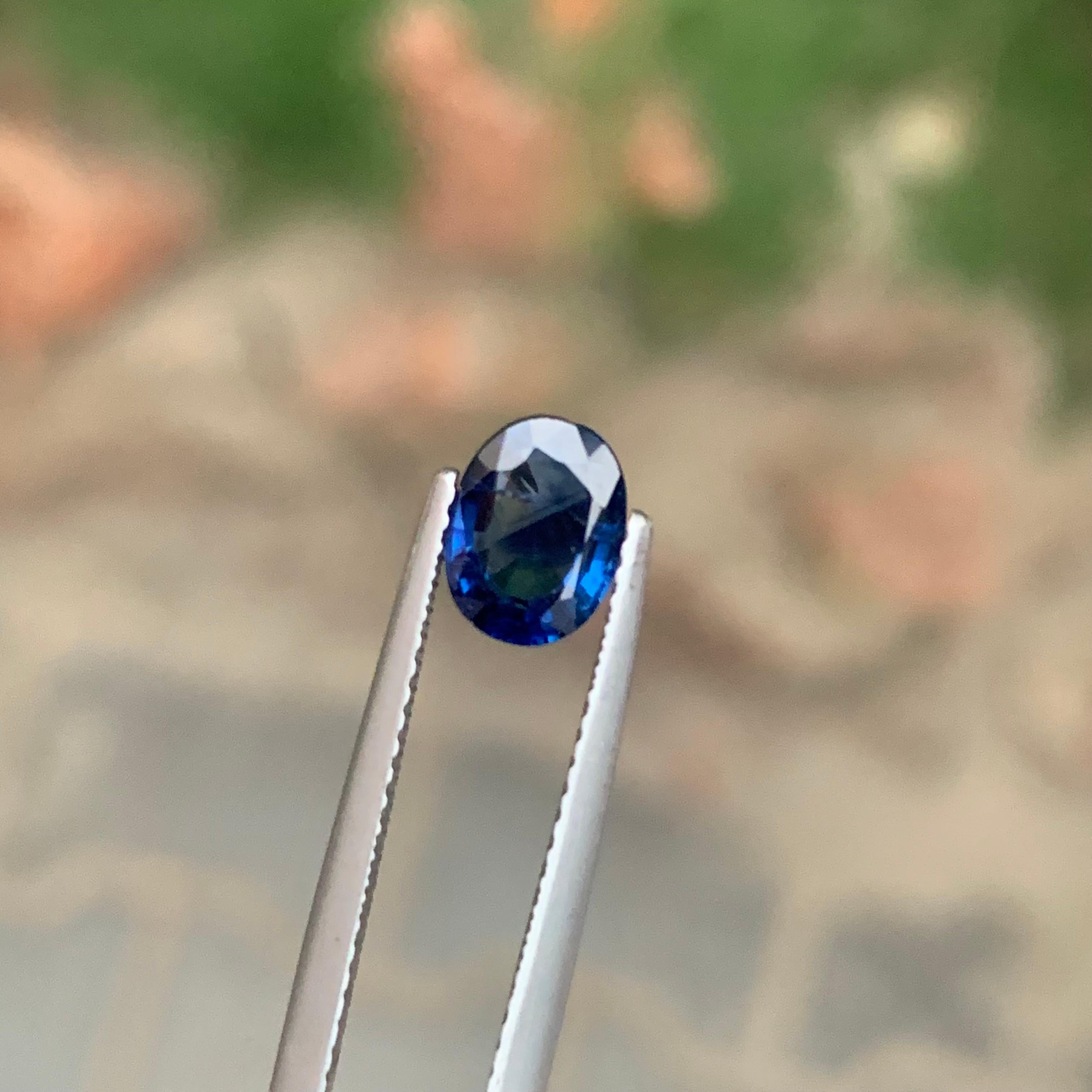 1.20 carati di zaffiro blu naturale sfuso di forma ovale in vendita 3