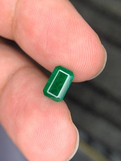 1.20 Karat natürlicher loser Smaragd Edelstein aus Swat, Pakistan