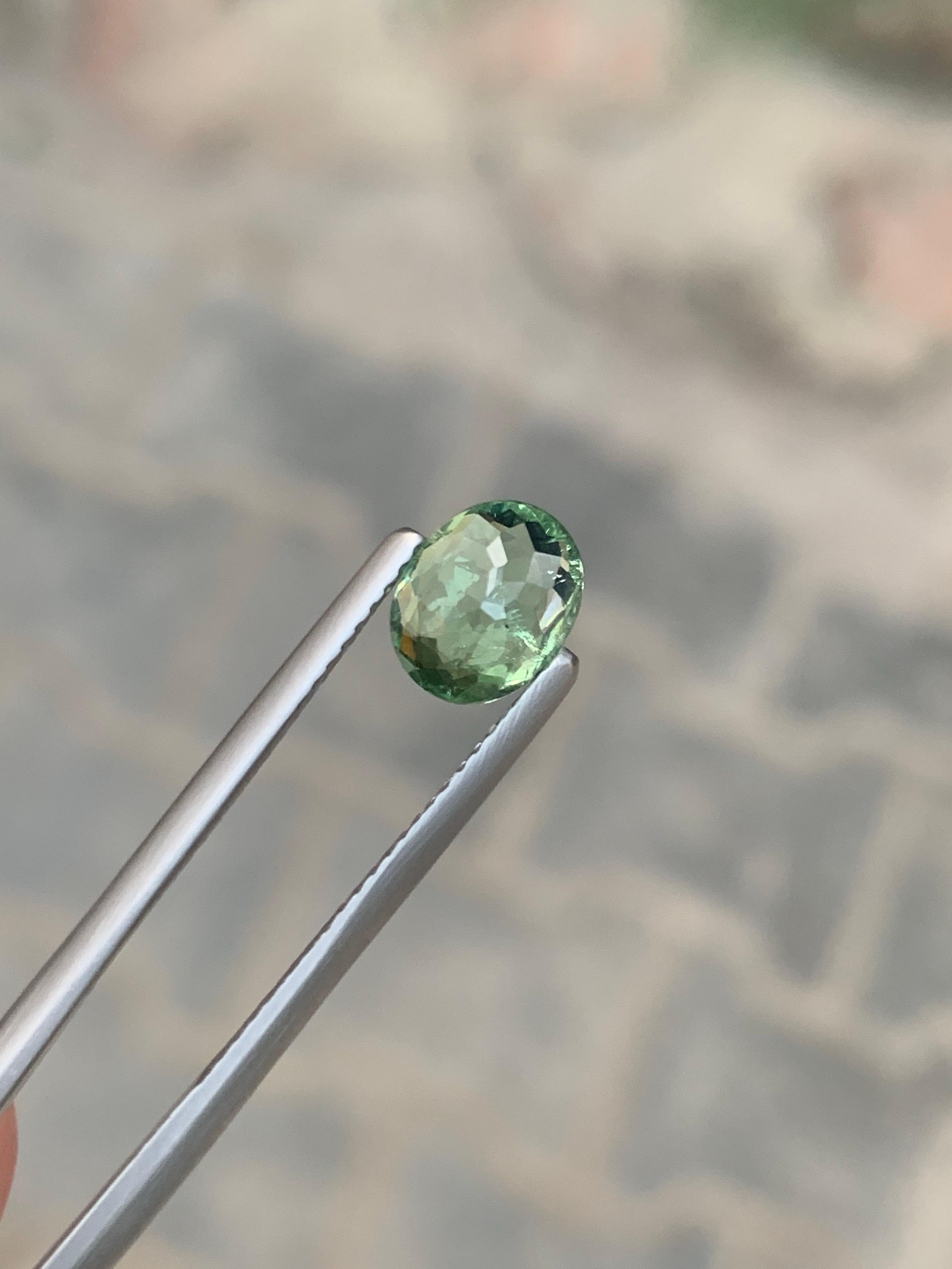 1,20 carati di tormalina Paraiba naturale sfusa di forma ovale dal Mozambico in vendita 5