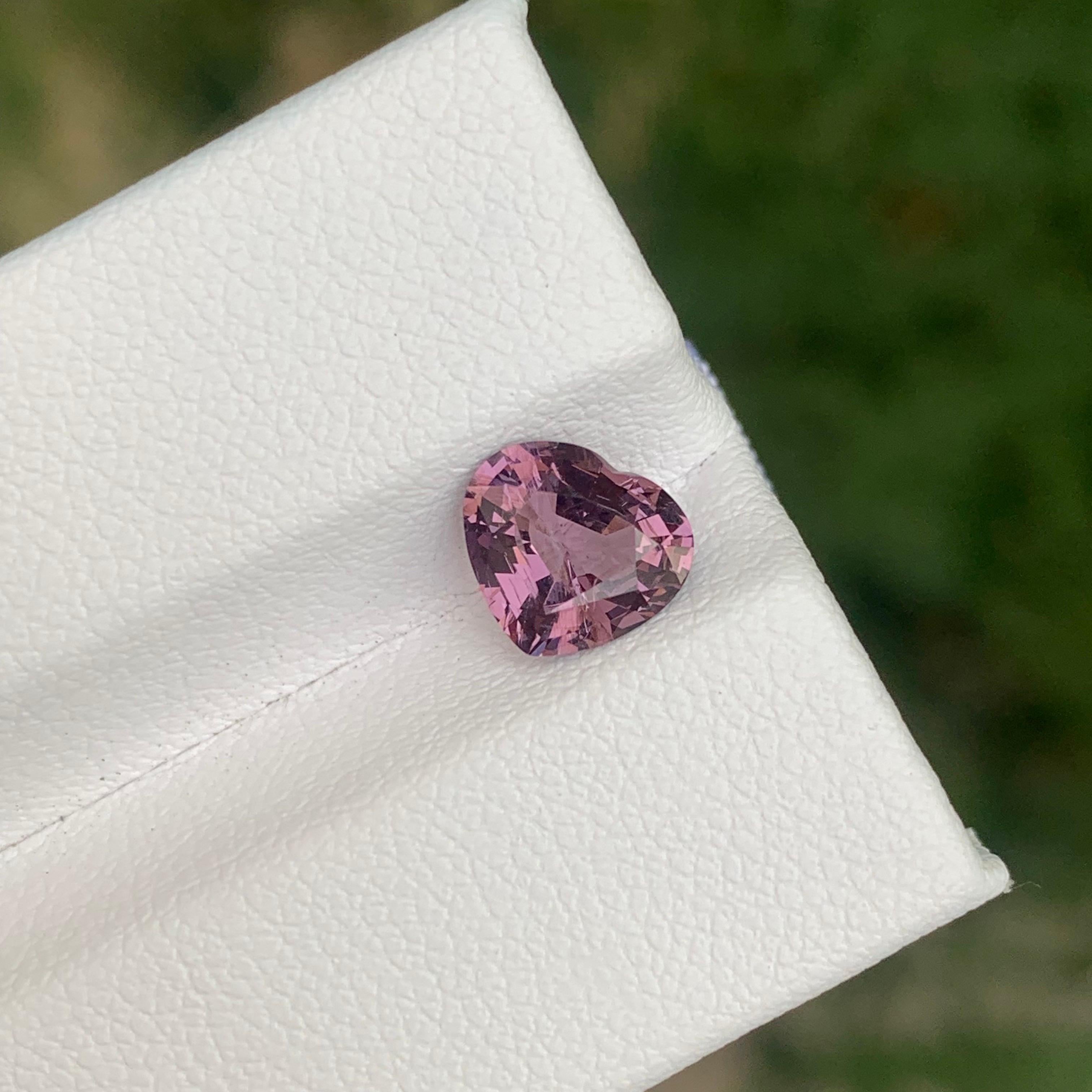 Arts and Crafts 1.20 Carat Natural Loose Purple Colour Spinel Heart Shape Gemstone For Sale