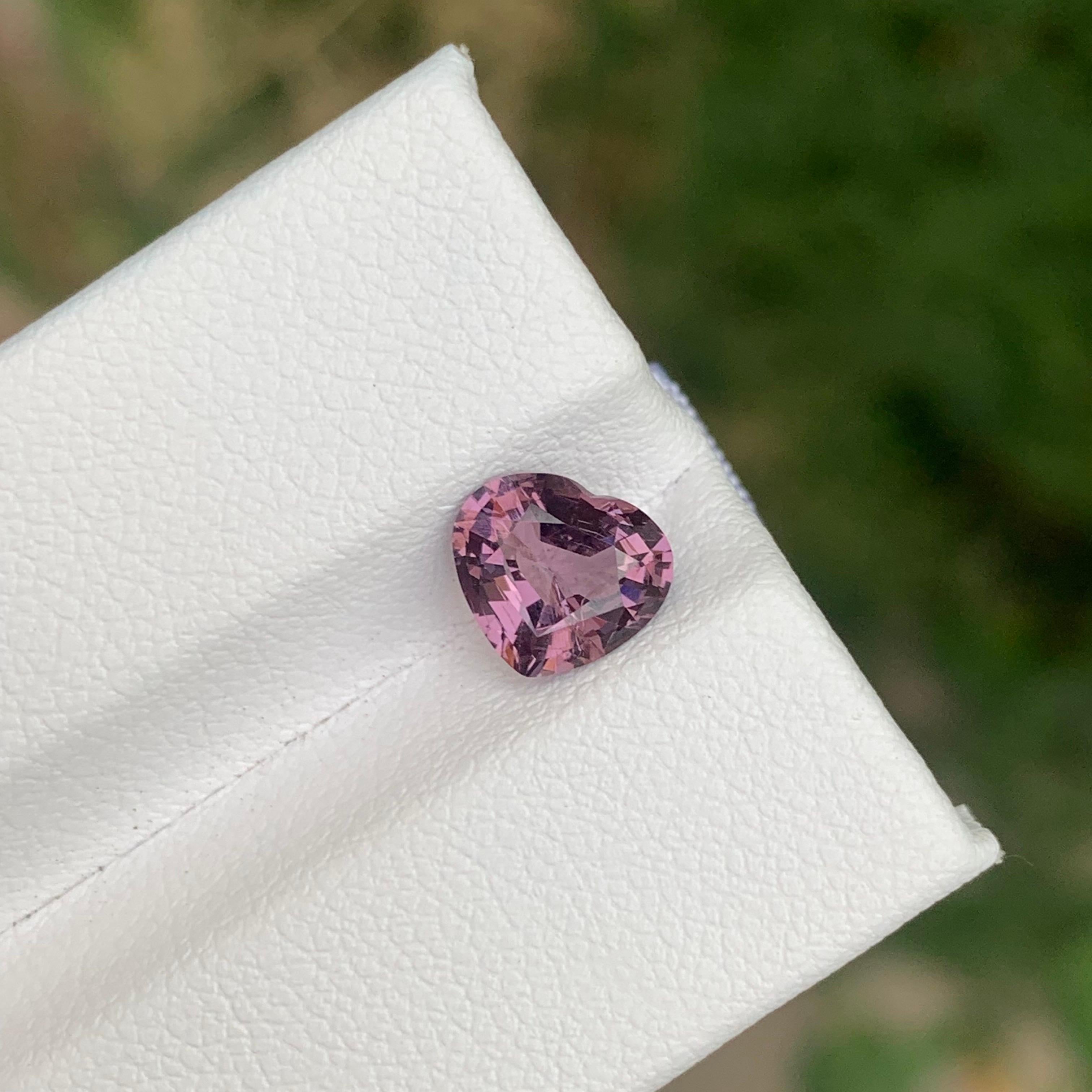 Heart Cut 1.20 Carat Natural Loose Purple Colour Spinel Heart Shape Gemstone For Sale