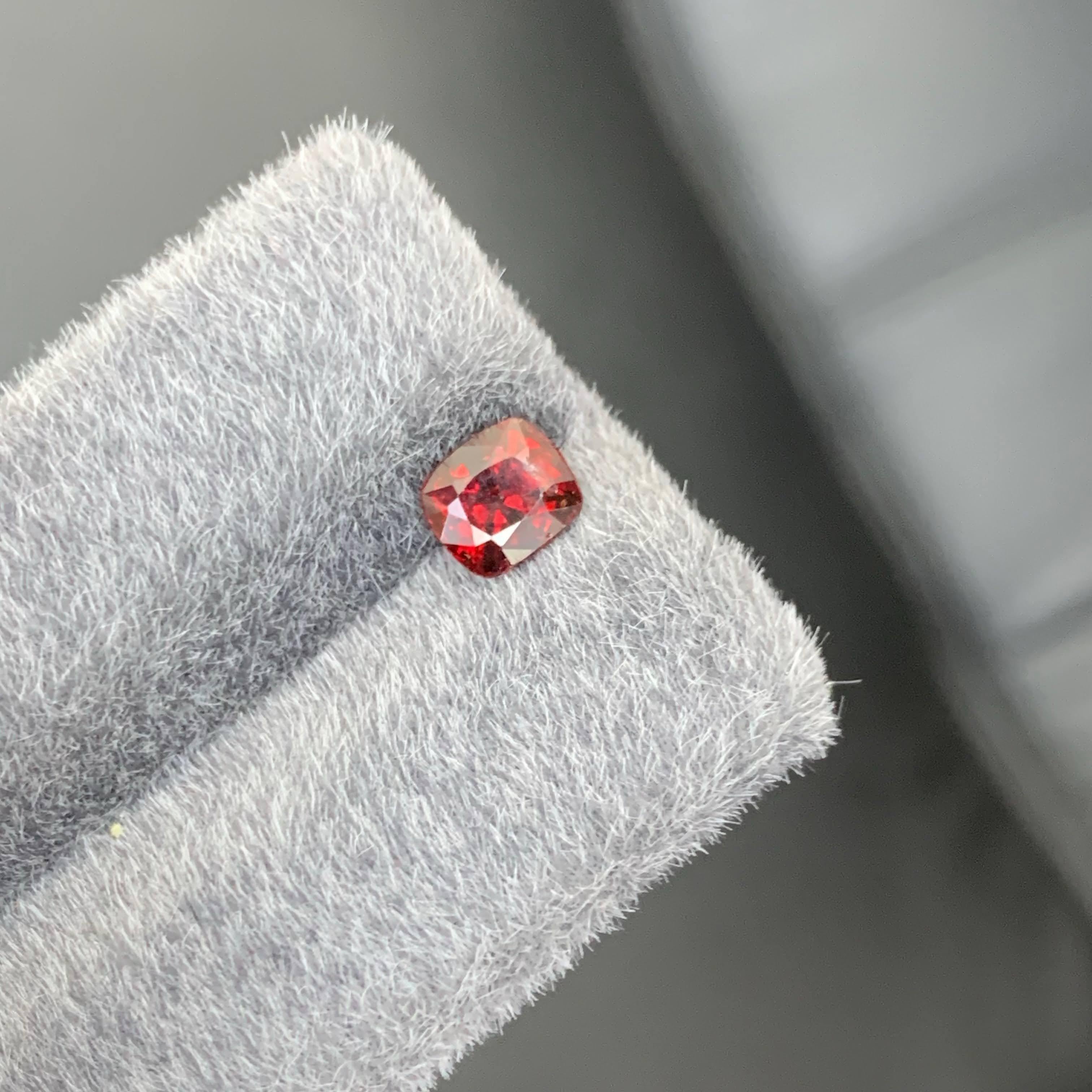 Taglio cuscino 1,20 Carati di Spinello Rosso Naturale Sciolto Pietra Gemma Taglio Cuscino Dal Birmano in vendita