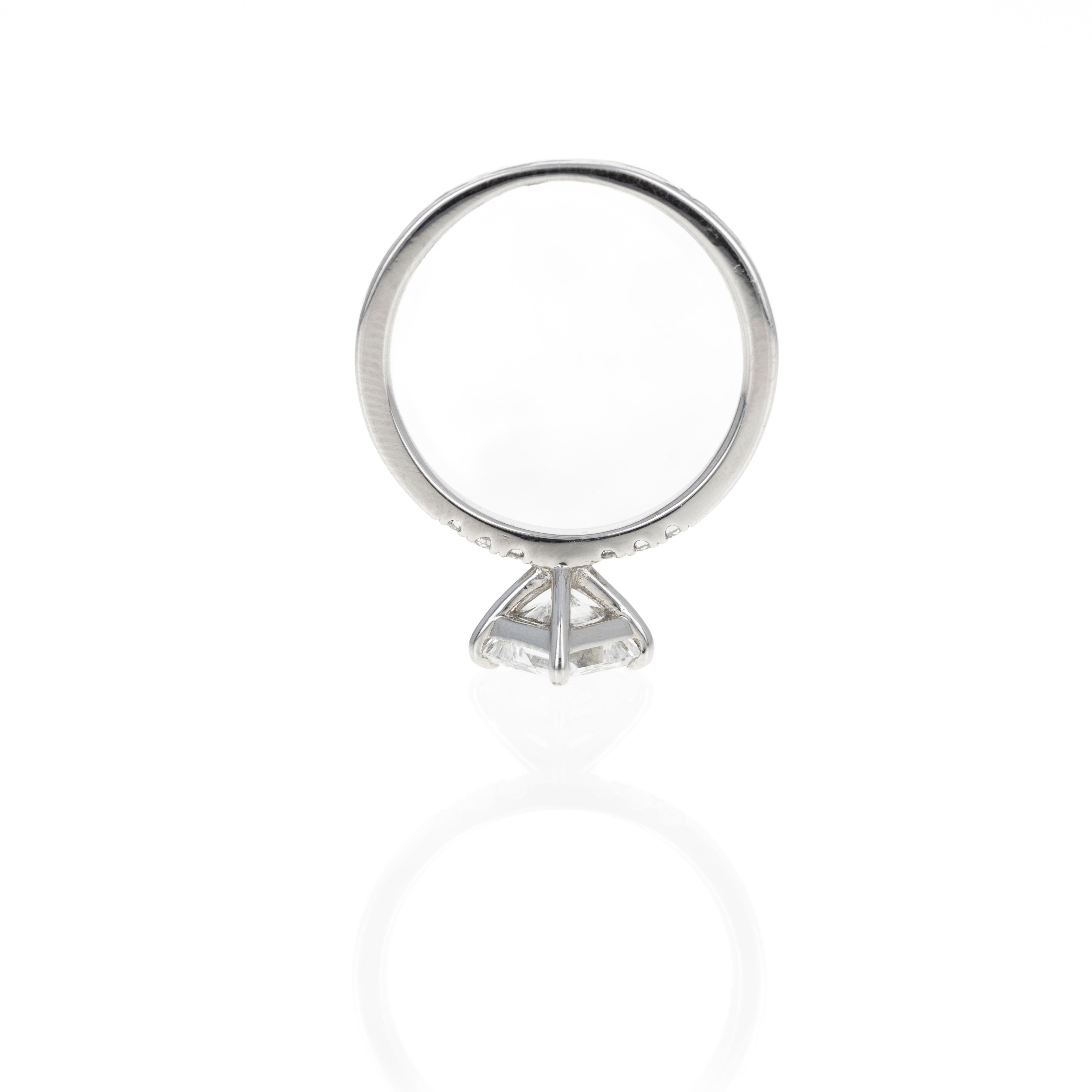 De las mujeres Anillo de compromiso de diamante princesa de 1,20 quilates en platino en venta