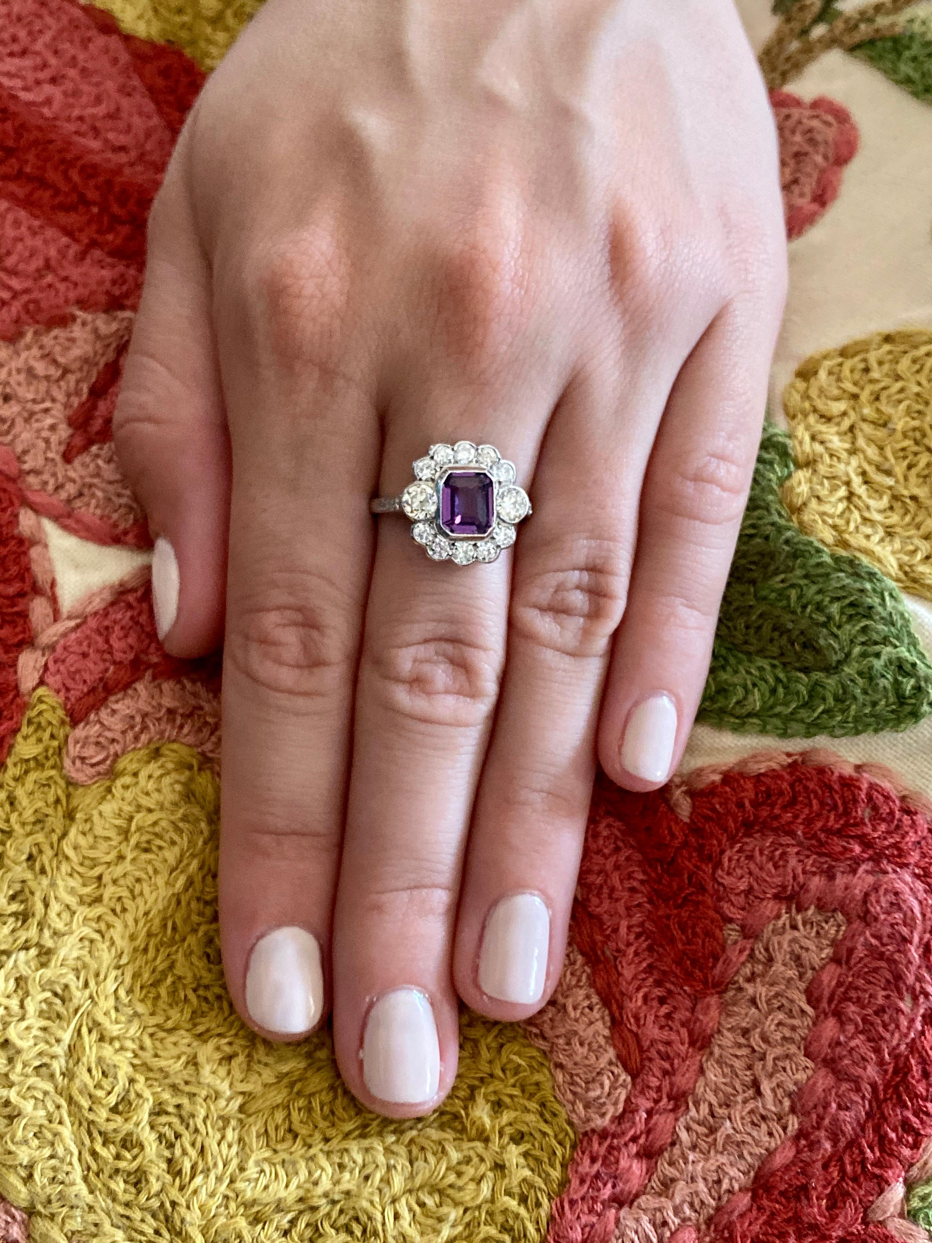 1.20 Carat Purple Sapphire and Diamond 18 Karat White Gold Ring For Sale 6