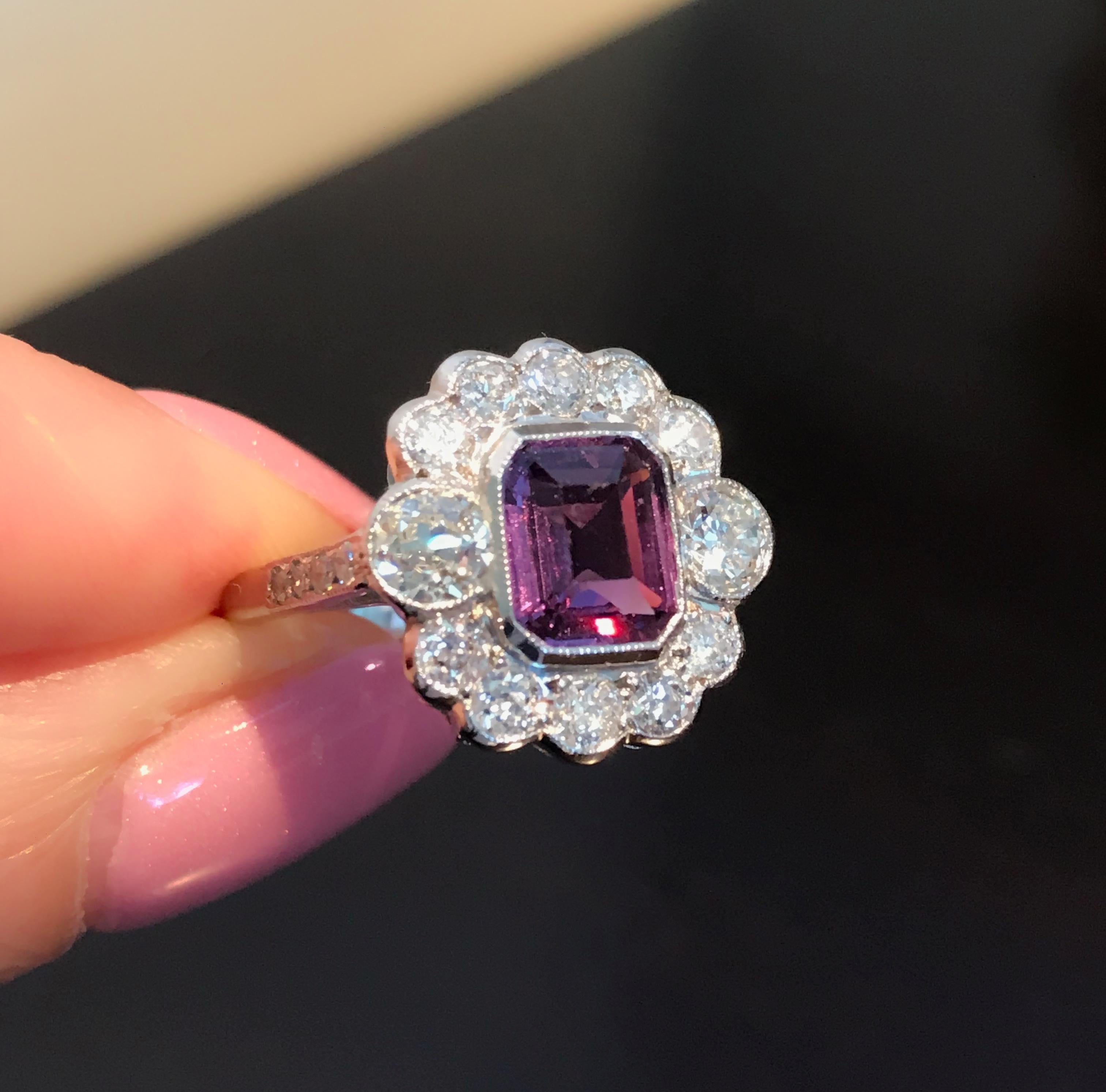 1.20 Carat Purple Sapphire and Diamond 18 Karat White Gold Ring For Sale 2
