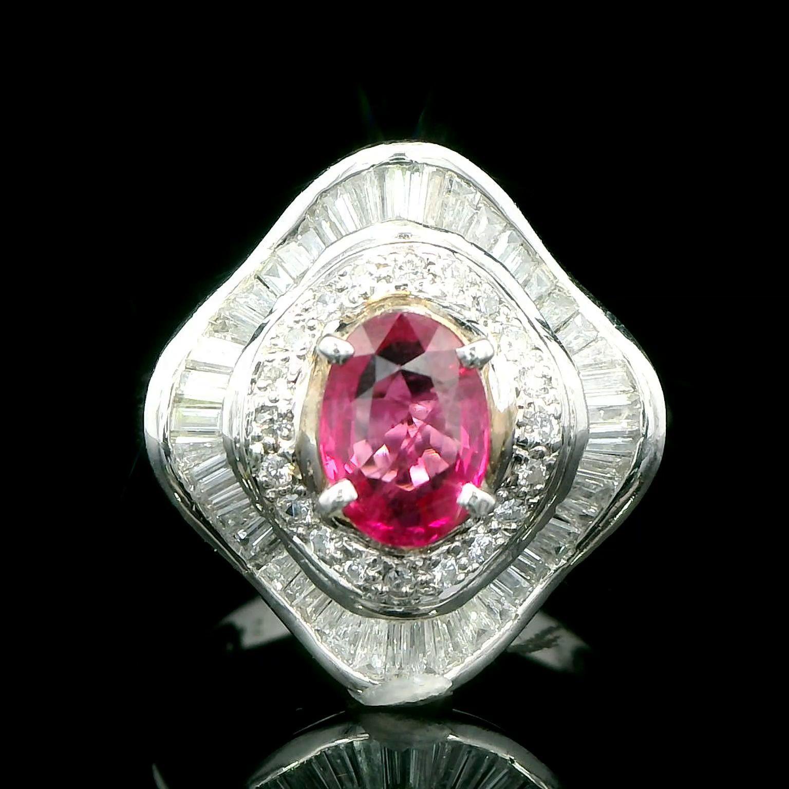 1.20 Carat Ruby and 1.00 Carat Diamond Ring In New Condition For Sale In New York, NY