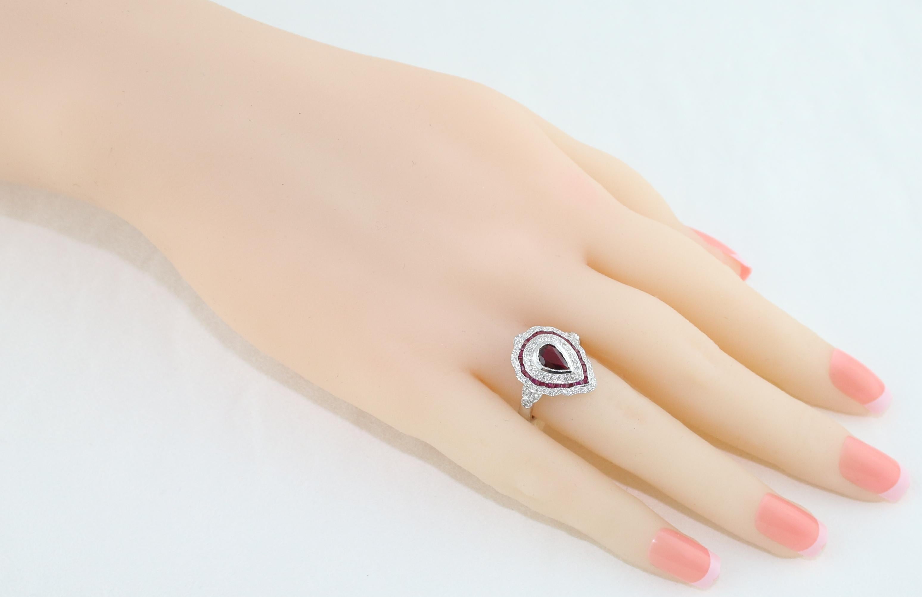 Contemporary 1.20 Carat Ruby Diamond Gold Ring For Sale