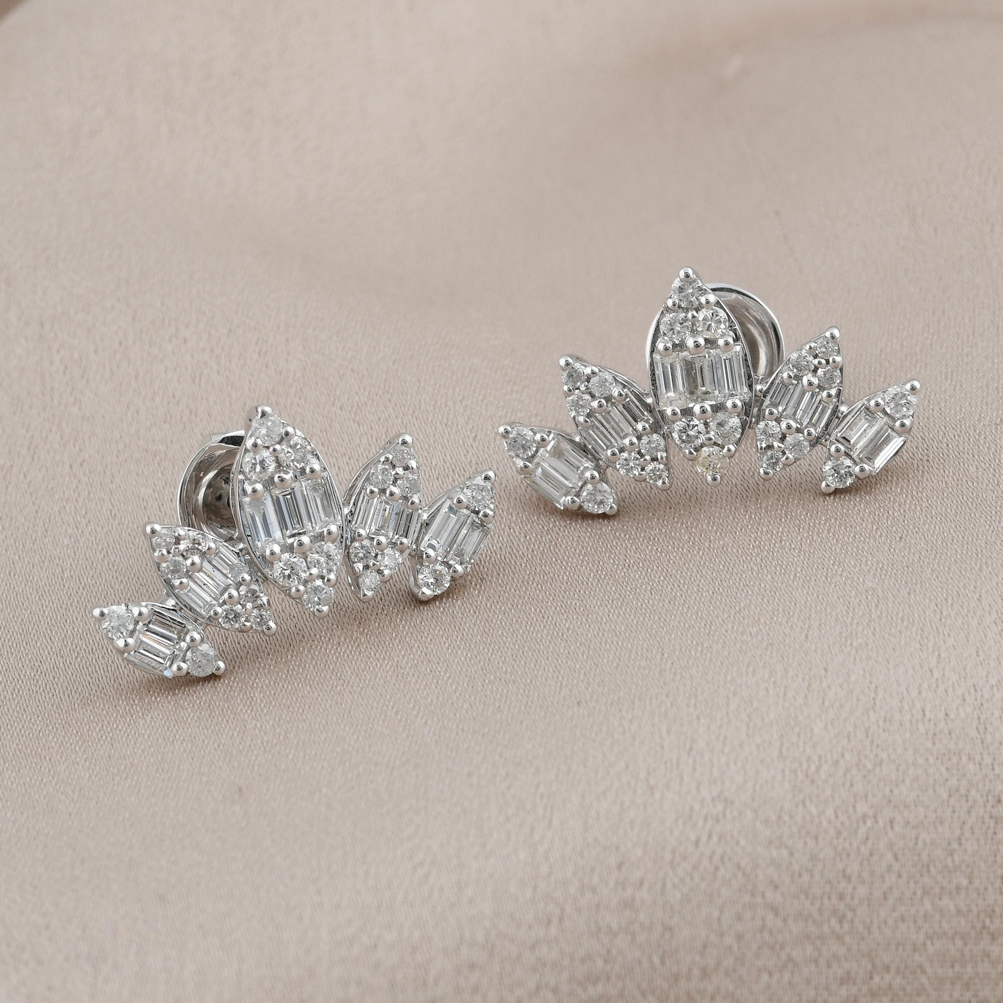 Modern 1.20 Carat SI Clarity HI Color Baguette Round Diamond Earings 18K White Gold For Sale