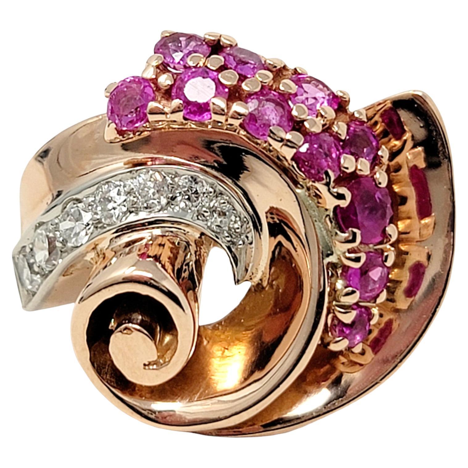 Bague cocktail tourbillon en or rose 14 carats avec diamants et rubis de 1,20 carat au total