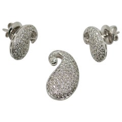 Boucles d'oreilles en or 18 carats avec diamants ronds brillants blancs de 1,20 carat et collier assorti
