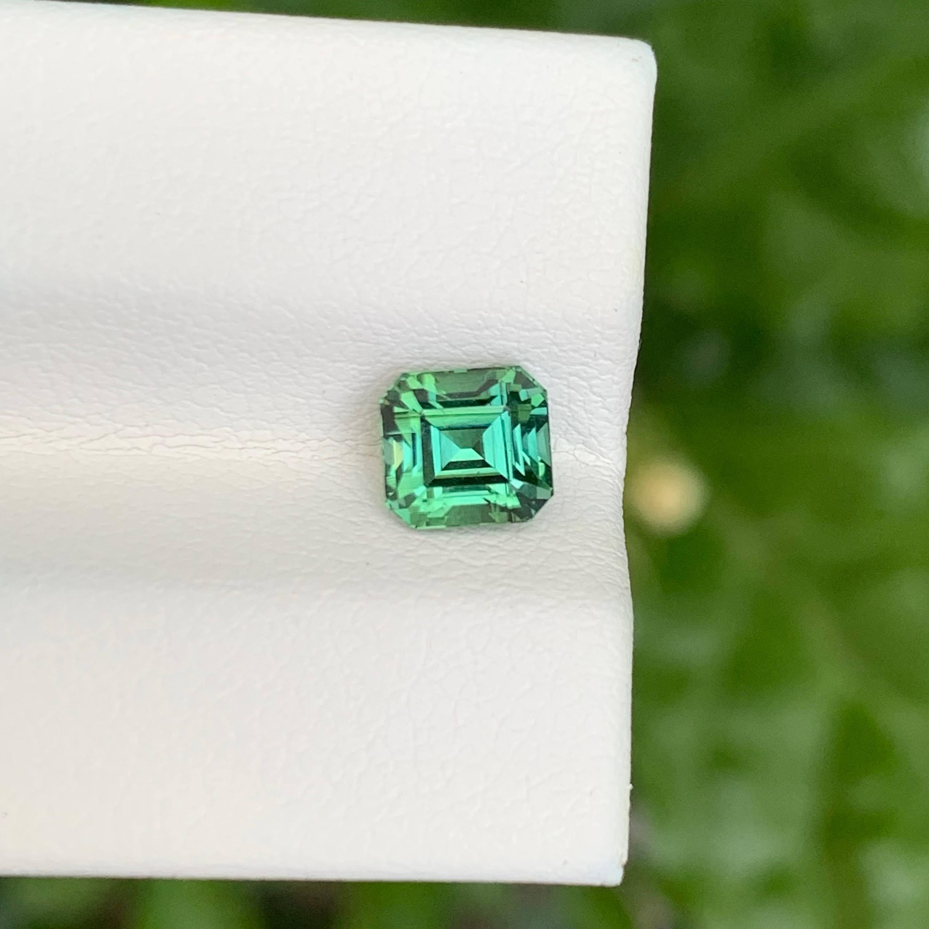 Taille Asscher Pierre précieuse naturelle afghane taille Asscher, tourmaline bleu verdâtre de 1,20 carat en vente