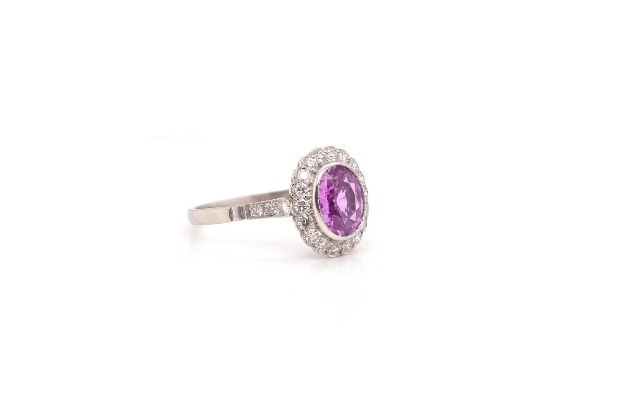 Oval Cut 1.20 carats pink sapphire and diamonds ring For Sale
