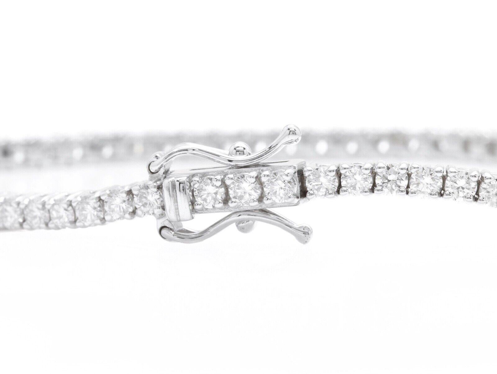 Round Cut 1.20 Carats Stunning Natural Diamond 14K Solid White Gold Bracelet  For Sale