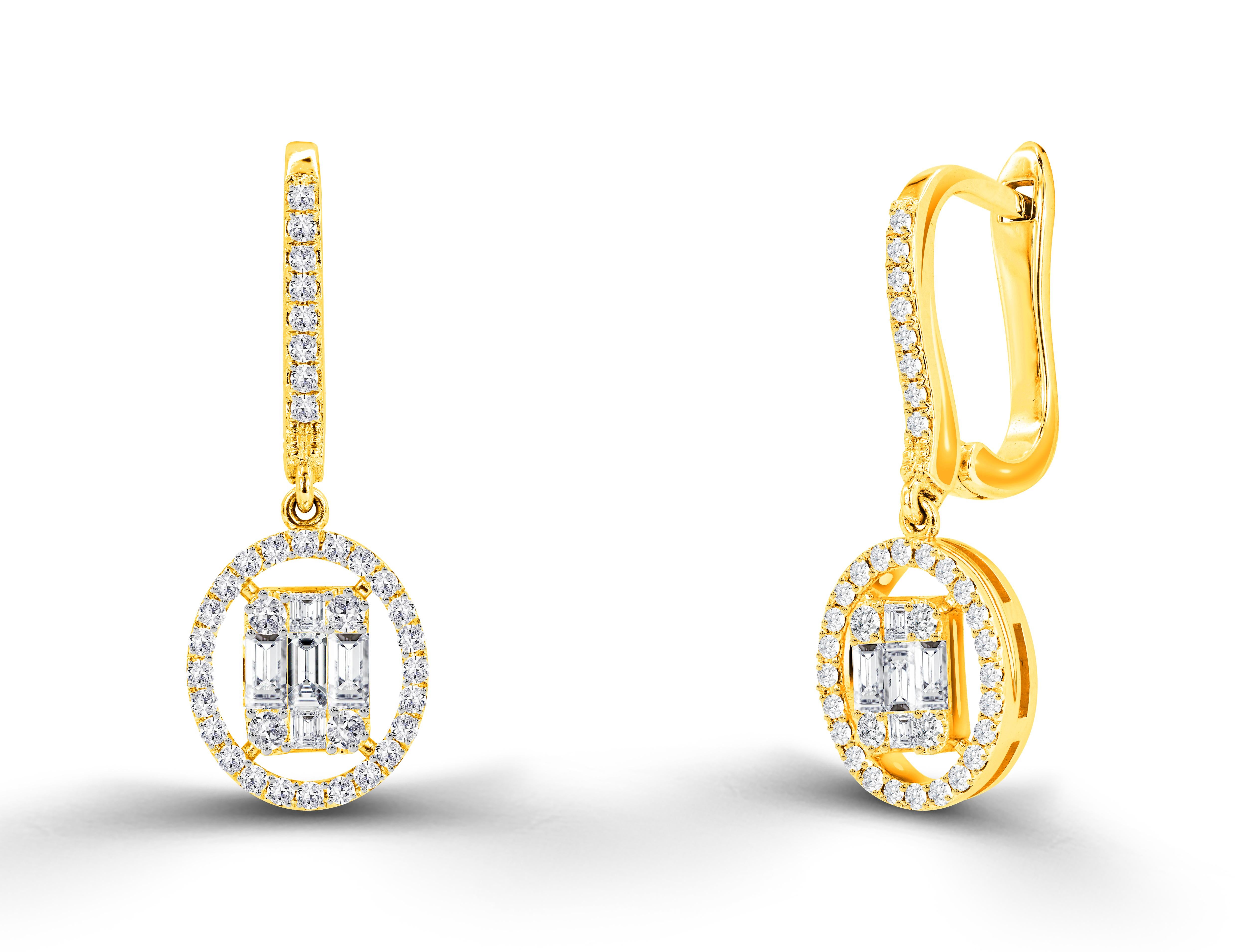Modern 1.19ct Diamond Baguette and Round Cut Diamond Lever-Back Earrings in 14k Gold For Sale