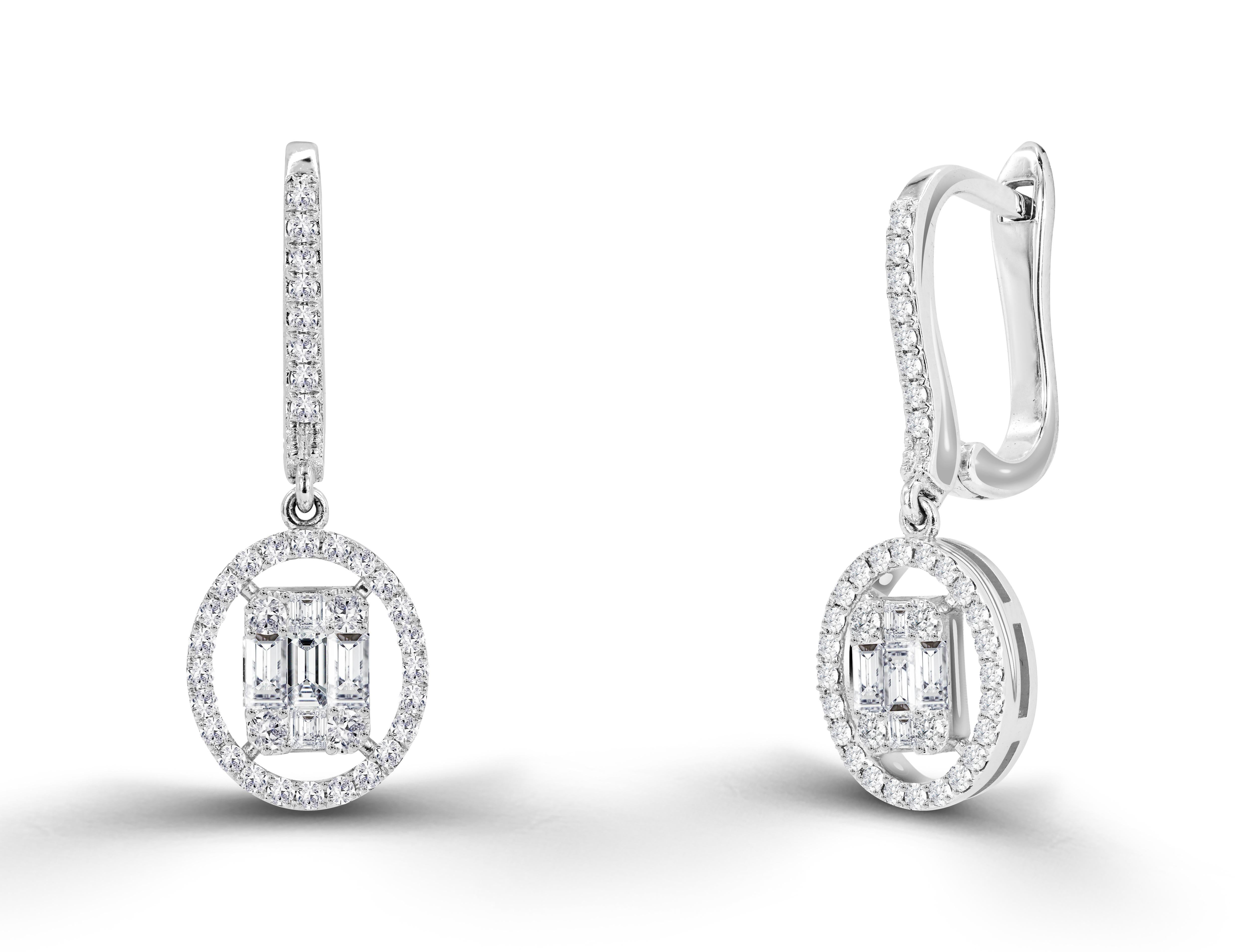 1.19ct Diamond Baguette and Round Cut Diamond Lever-Back Earrings in 14k Gold In New Condition For Sale In Bangkok, TH