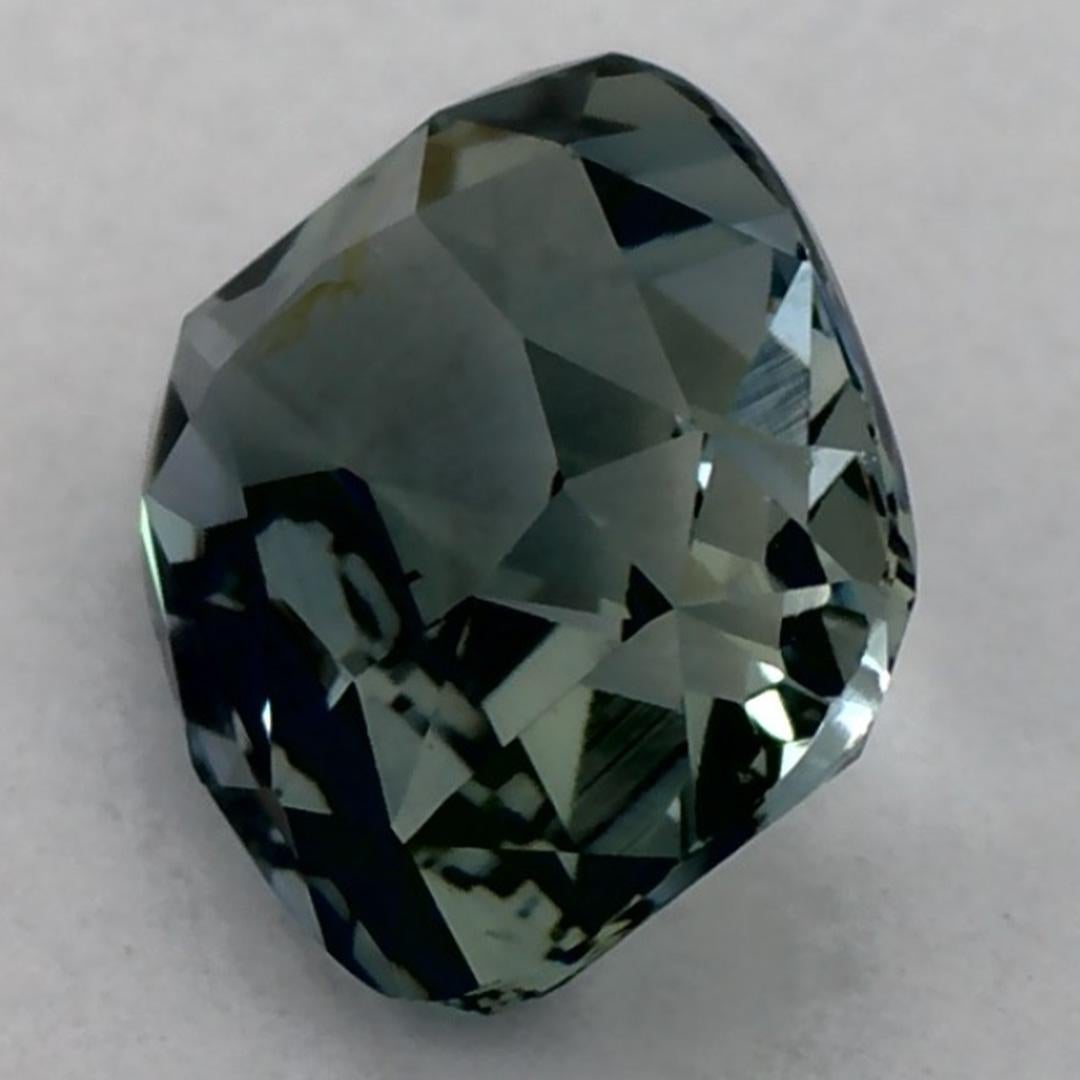 1.20 Ct Green Sapphire Cushion Loose Gemstone (pierre précieuse en vrac) Pour femmes en vente