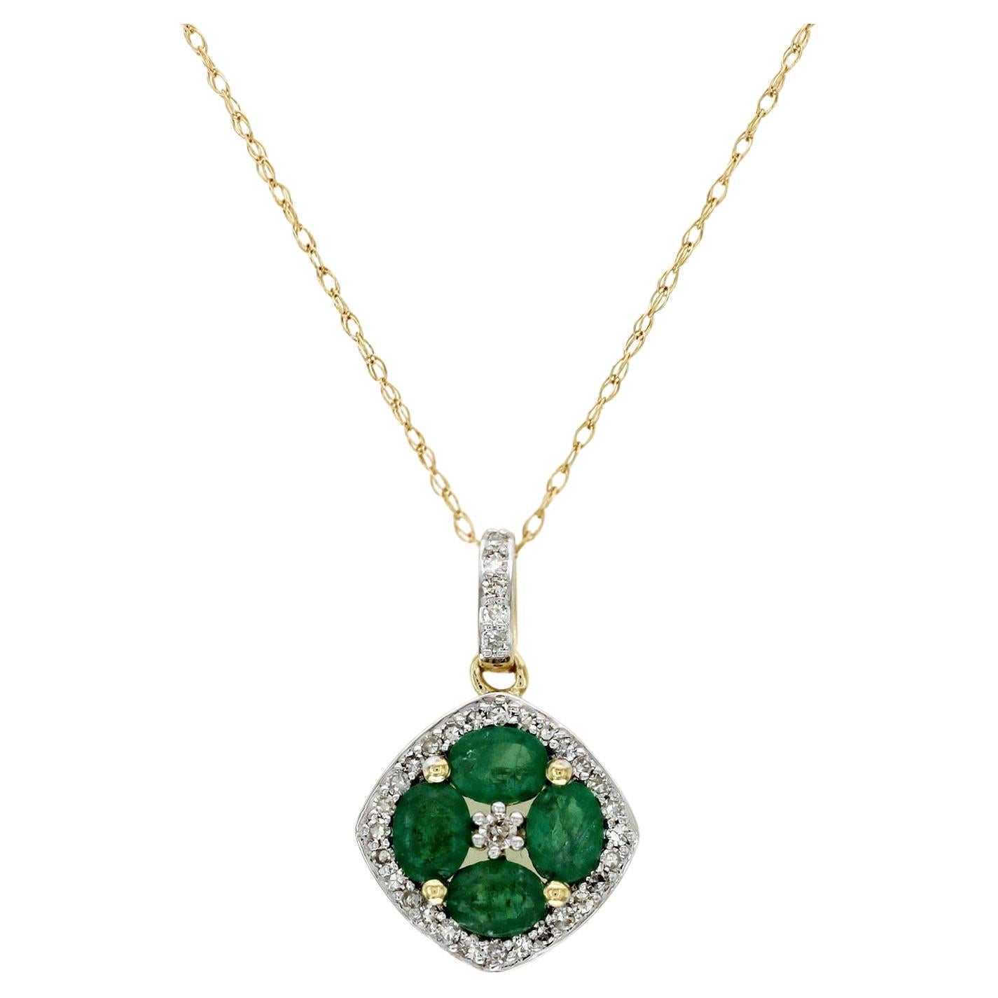 1.20 CT Natural Emerald 0.15CT Diamond 14K Yellow Gold Pendant Necklace For Sale