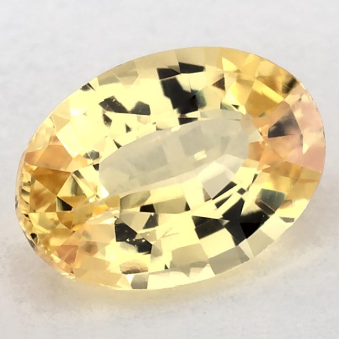 This natural Yellow sapphire offers elegance and sophistication. With its rich color saturation and precise cutting, it is the perfect centerpiece for an engagement ring or luxury jewelry design.

This sapphire originates from Sri Lanka (Ceylon),