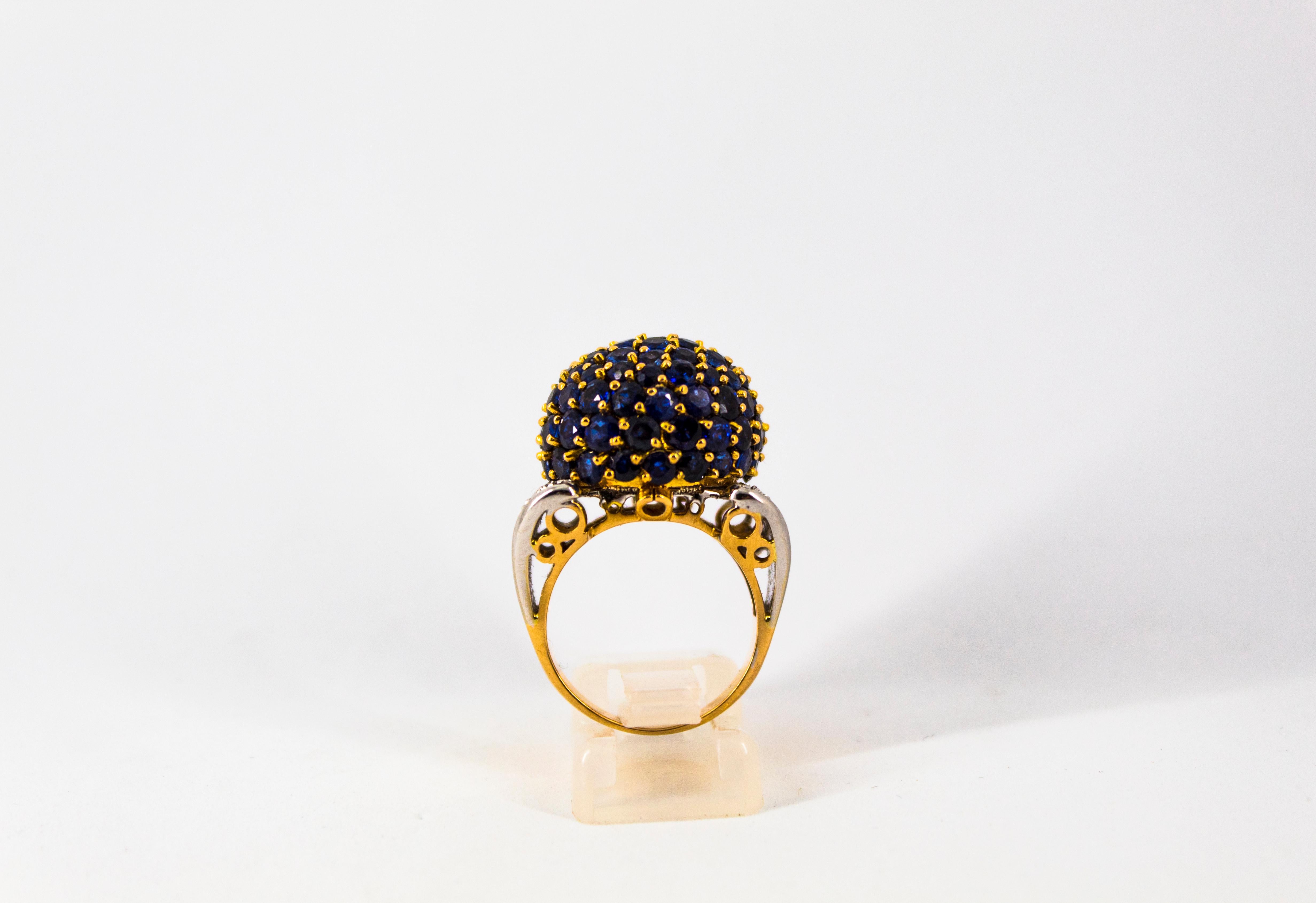 12.00 Carat Blue Sapphire 0.50 Carat White Diamond Yellow Gold Cocktail Ring In New Condition In Naples, IT