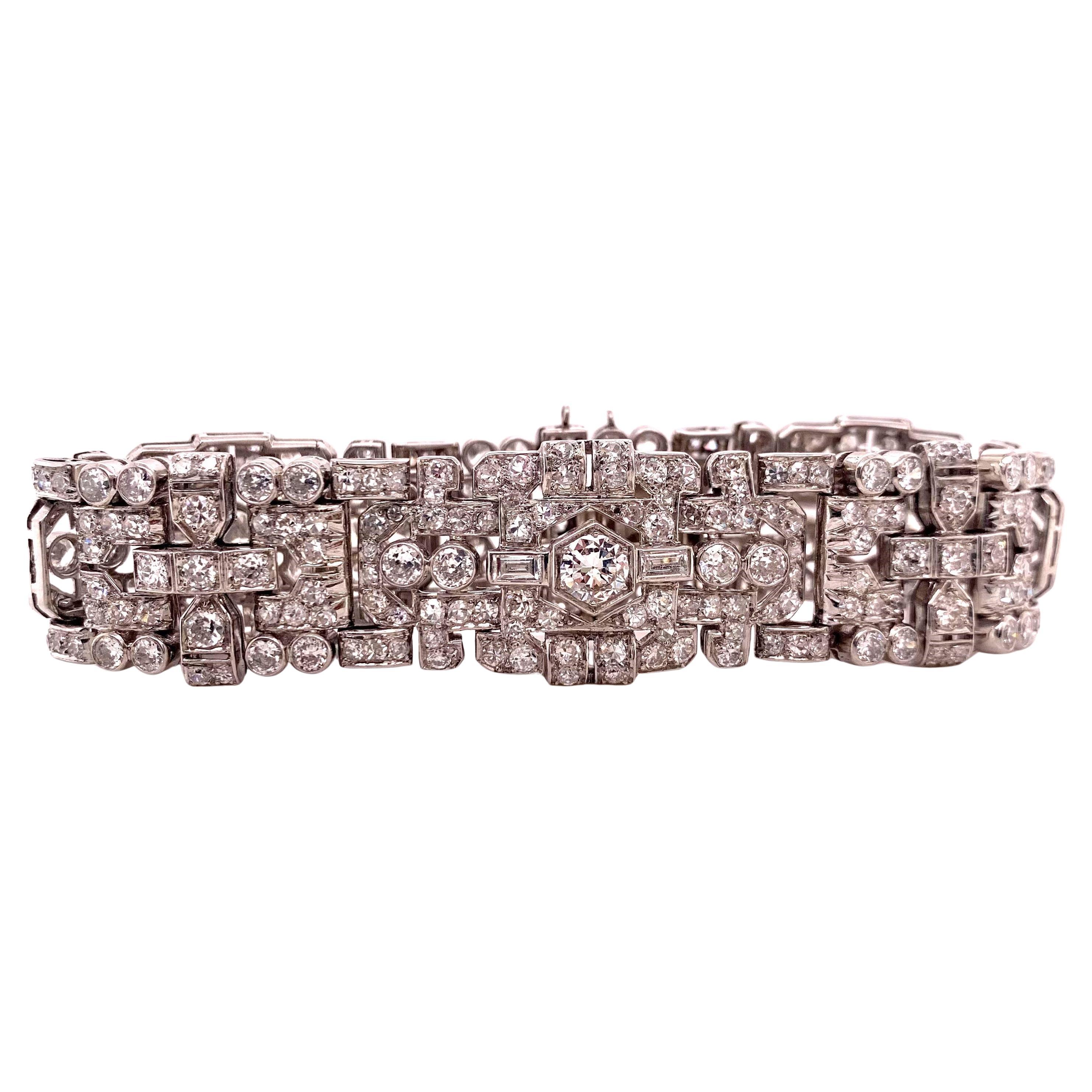 1920s Antique 12.00 Carat Diamond Bracelet made in 18 Karat White Gold For Sale