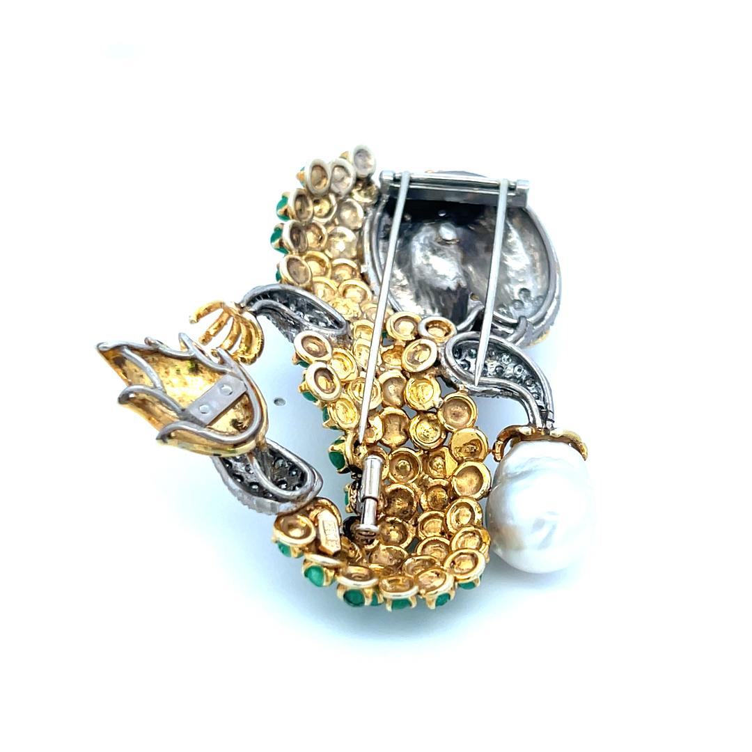 12.00 Carat Emerald 8.00 Carat Round Diamond 5.2MM Pearl 14K Gold Pin Brooch For Sale 6