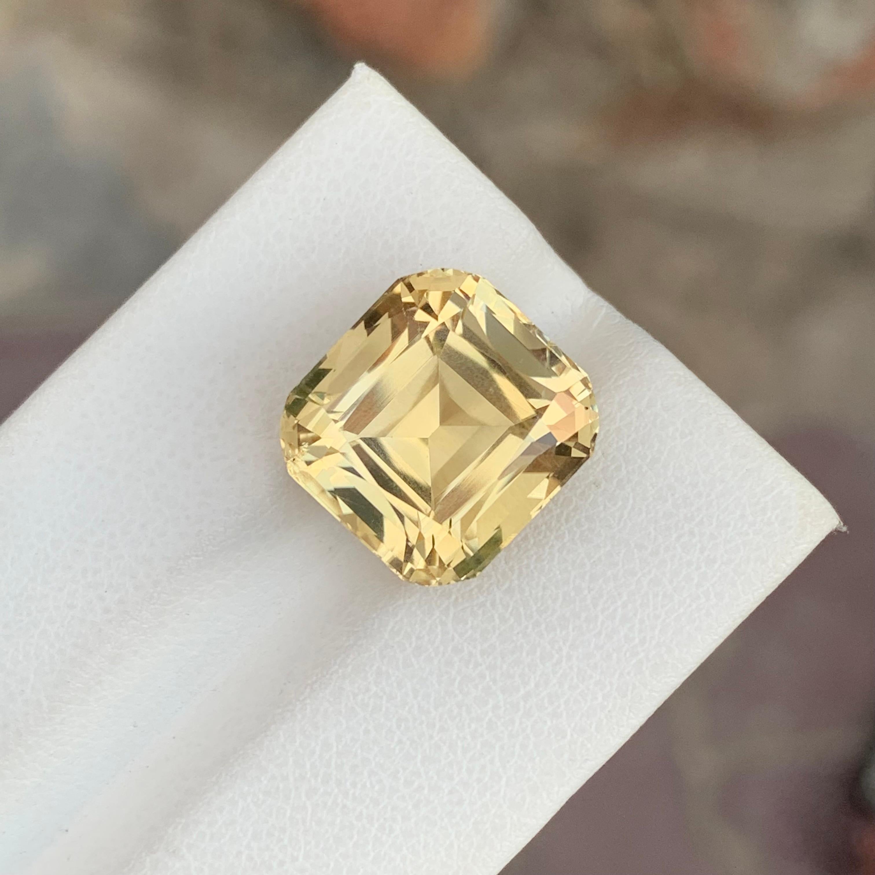12,00 Karat natürliche lose gelbe Citrin Quadrat Form Edelstein für Halskette im Zustand „Neu“ im Angebot in Peshawar, PK