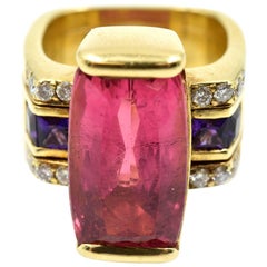 12.00 Carat Pink Tourmaline, Amethyst and Diamond Ring 18 Karat Yellow Gold 12.00 Carat Pink Tourmaline, Amethyst and Diamond Ring 18 Karat Yellow Gold