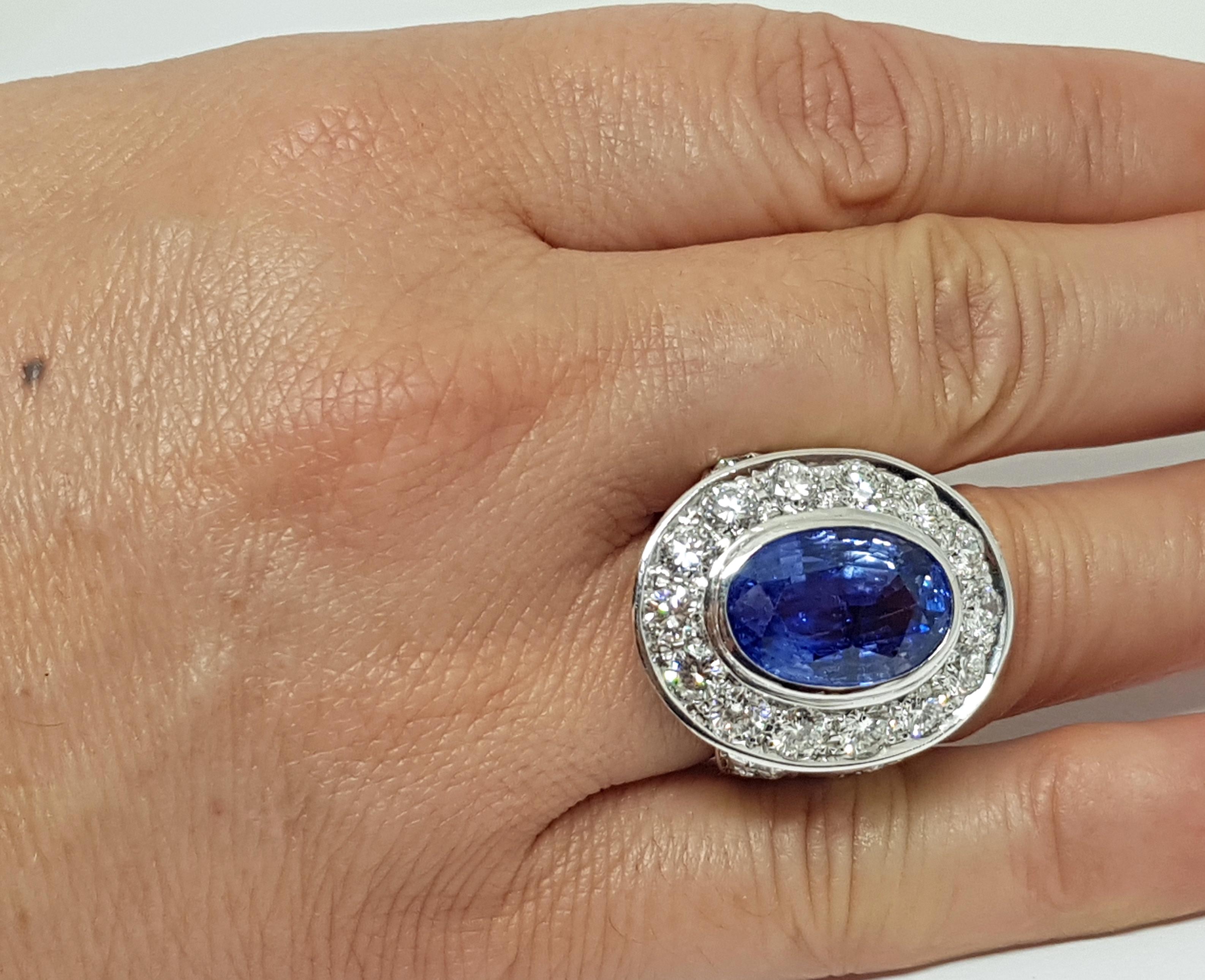 12.00 Carat Sri Lankan Blue Sapphire 8.00 Carat Diamond White Gold Cocktail Ring 5