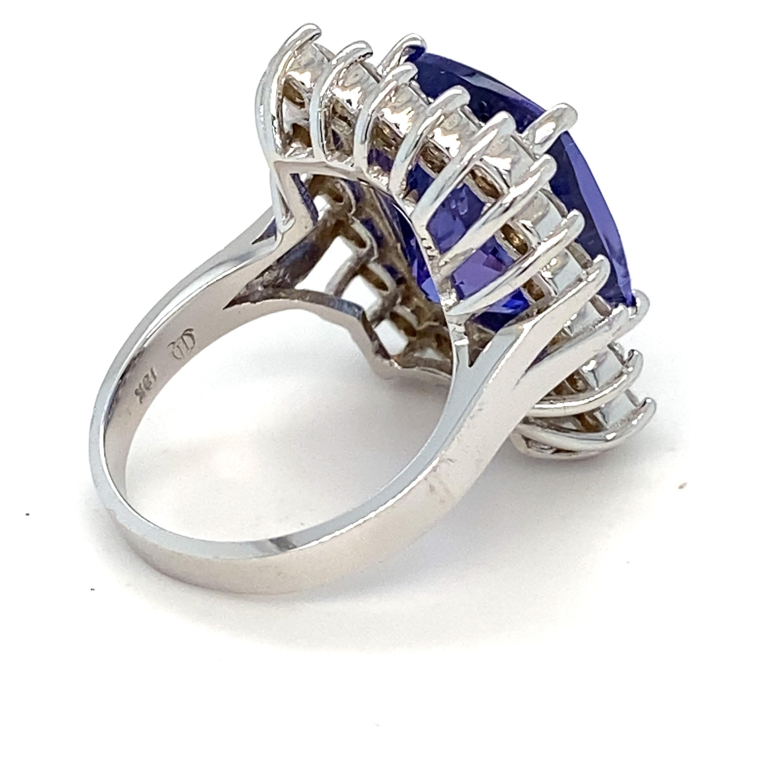 12.00 Carat Tanzanite Diamond White Gold Halo Ring For Sale 1