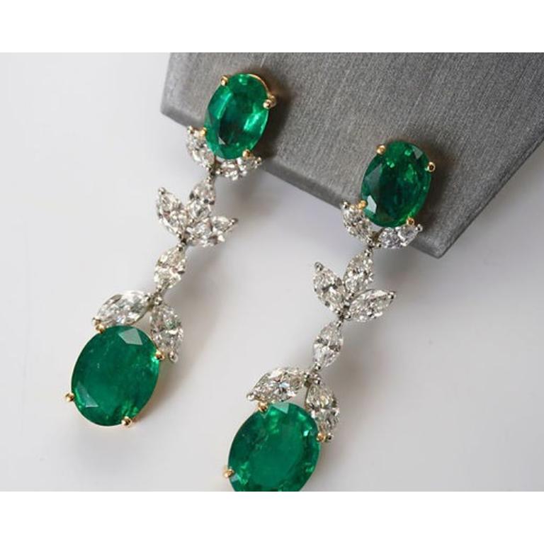 Oval Cut 12.00 Ct Emerald Dangle Earrings For Sale