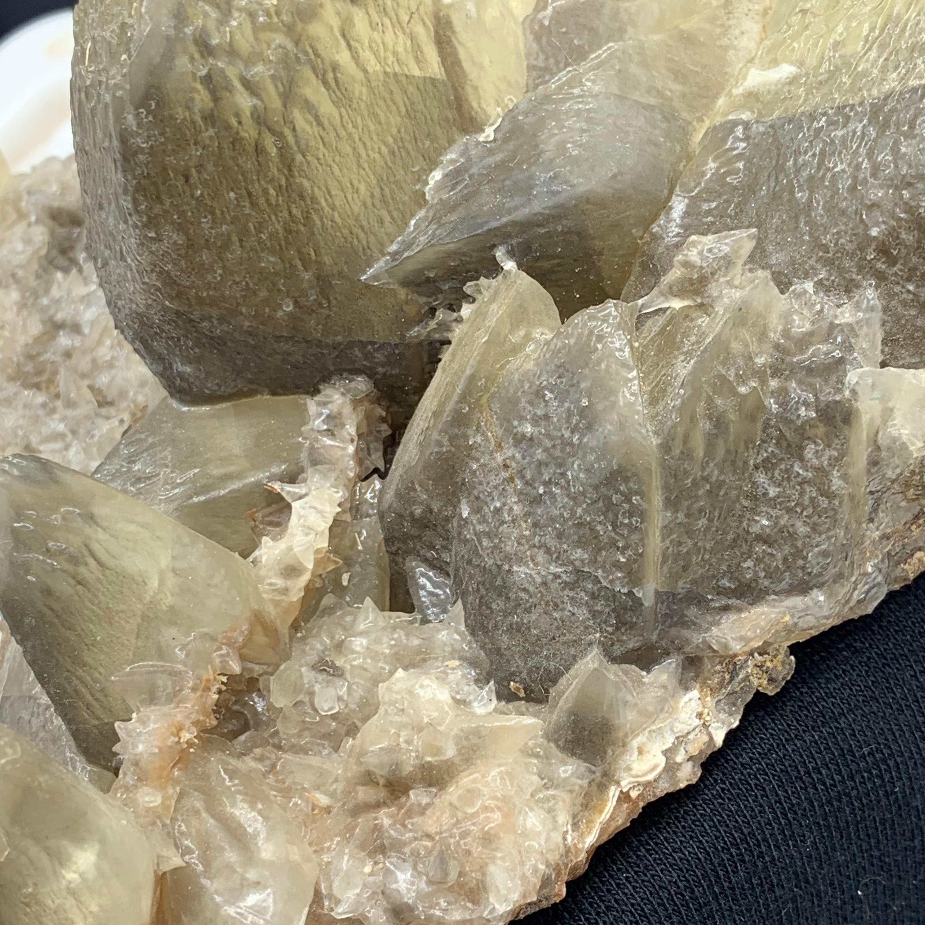 Superbe spécimen de calcite de Balochistan de 1200 grammes plus, Pakistan  en vente 11
