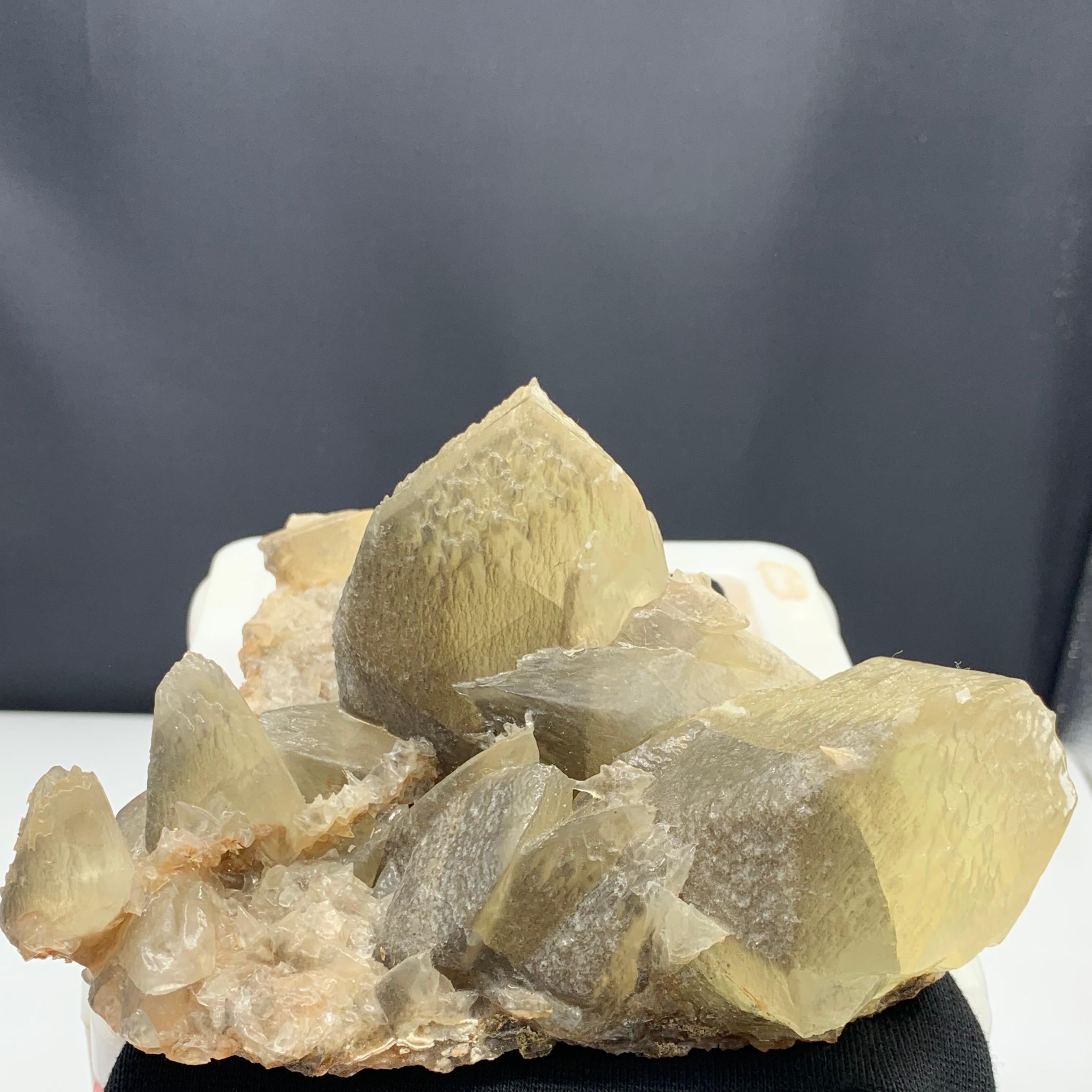 Autre Superbe spécimen de calcite de Balochistan de 1200 grammes plus, Pakistan  en vente