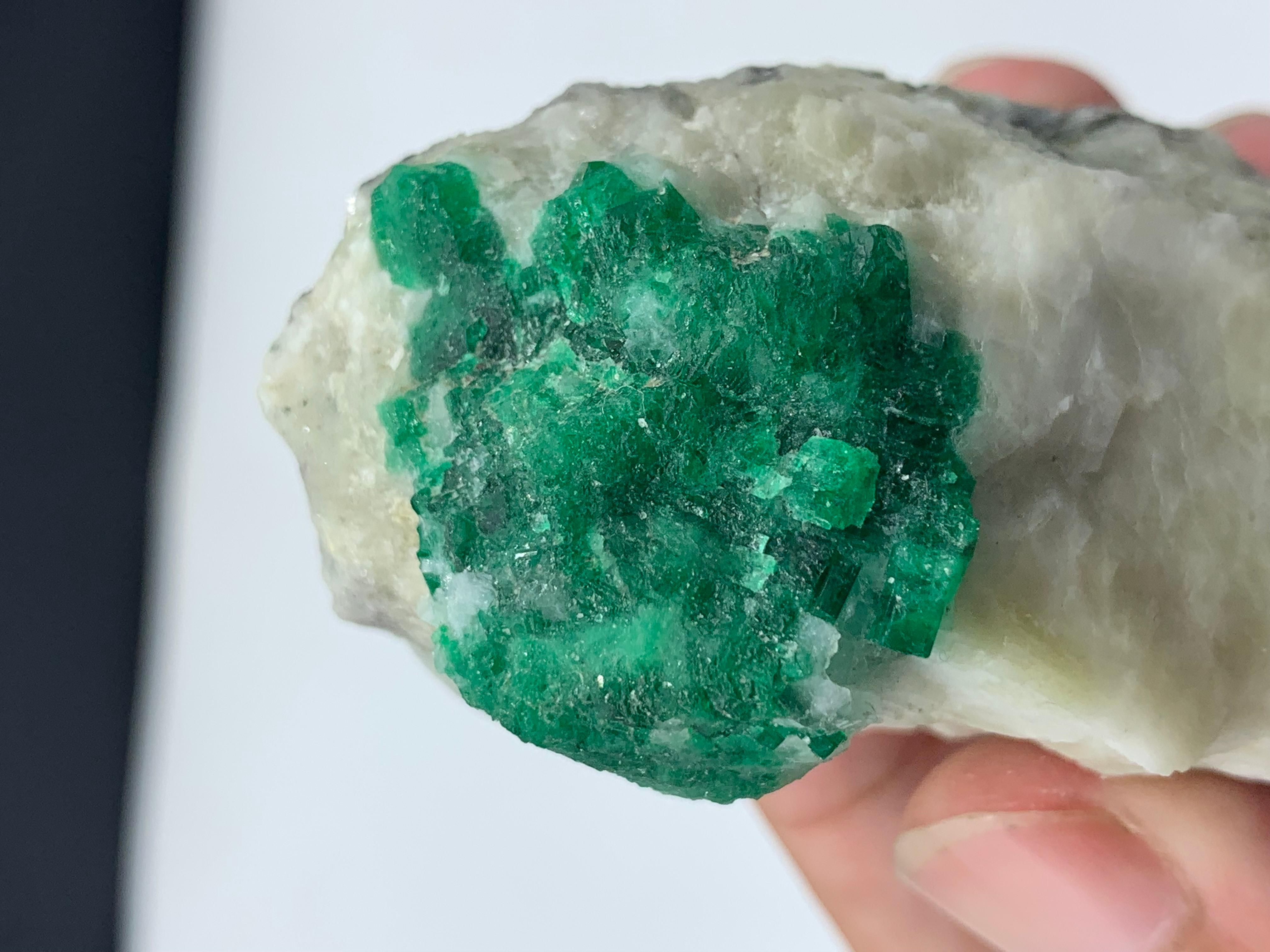 120.02 Gram Marvellous Emerald Specimen From Swat Valley, Pakistan  For Sale 3