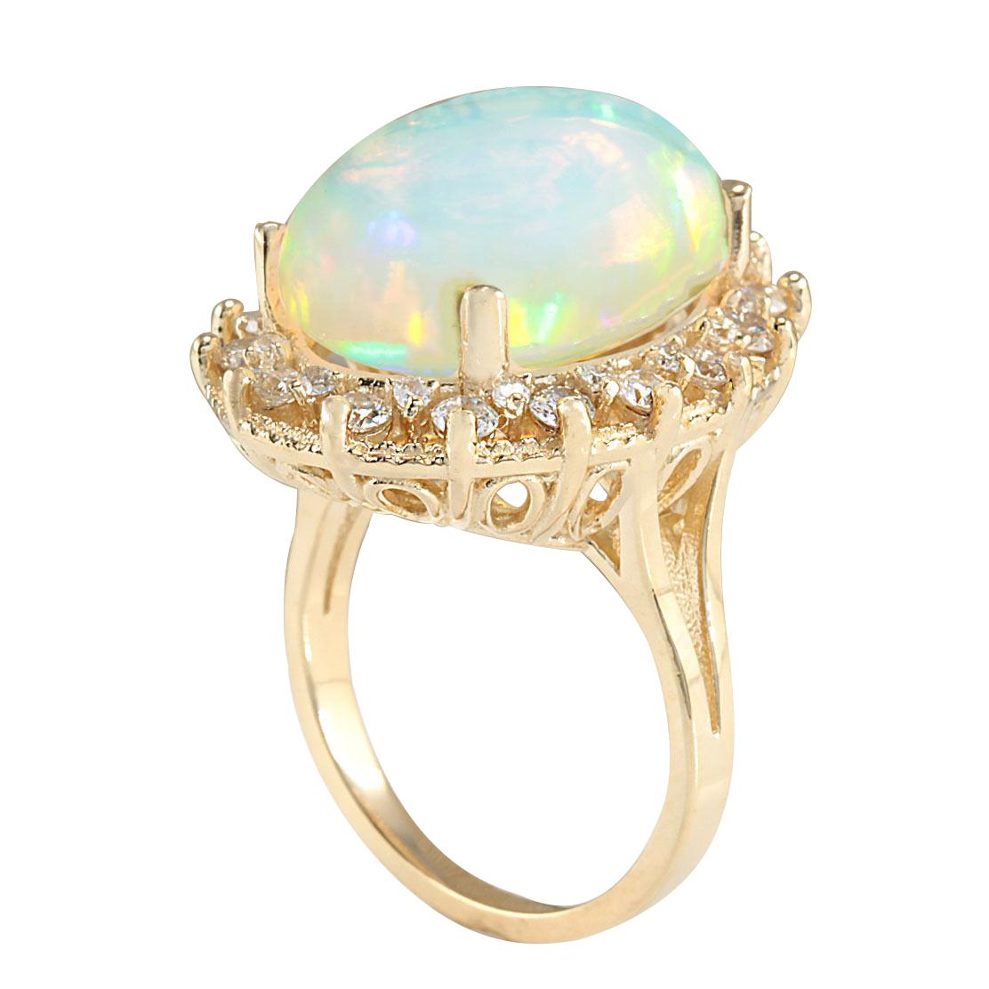 Natural Opal Diamond Ring In 14 Karat Yellow Gold  In New Condition For Sale In Los Angeles, CA