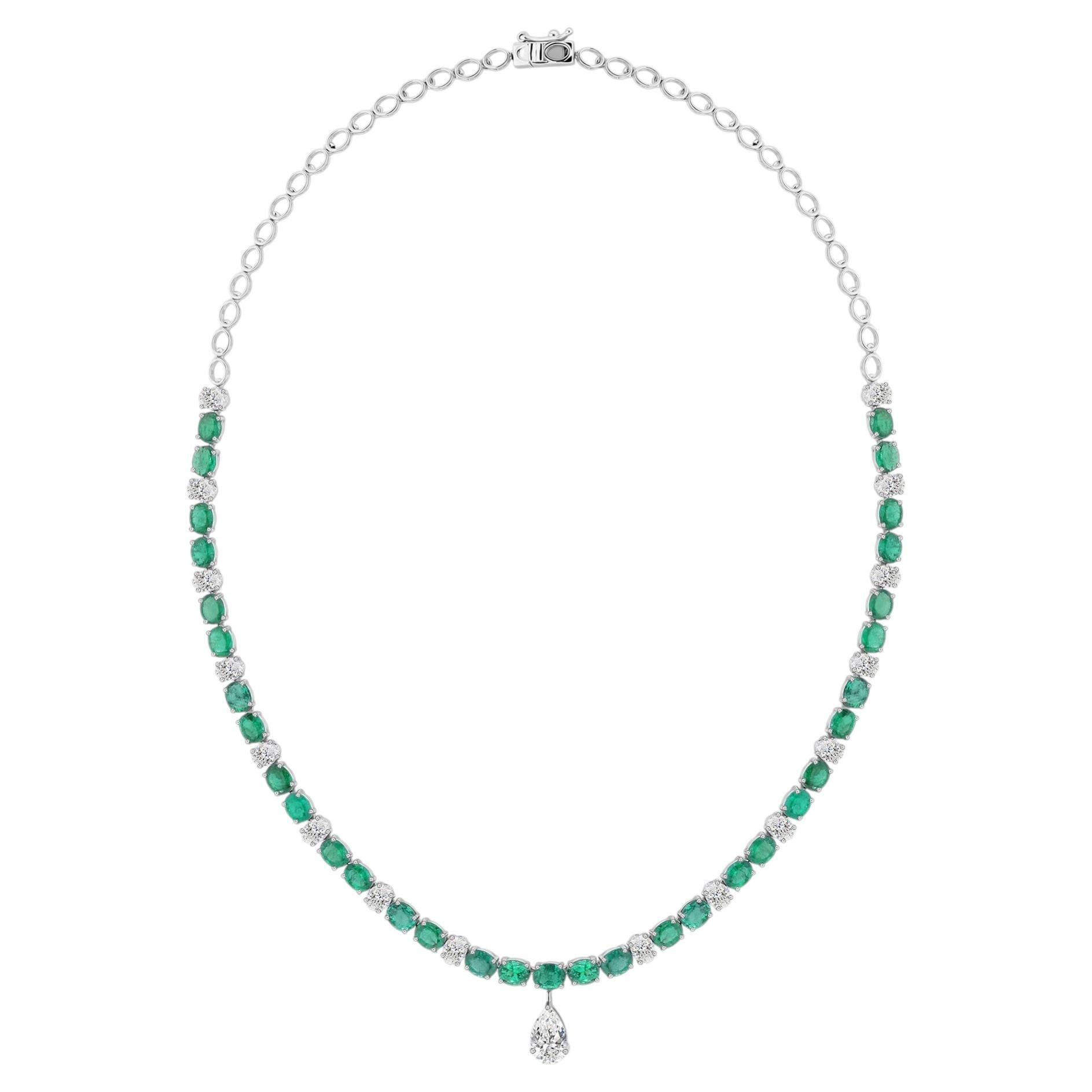 12.02Ct Natural Emerald 4.88Ct Solitaire Diamond Necklace 18K White Gold