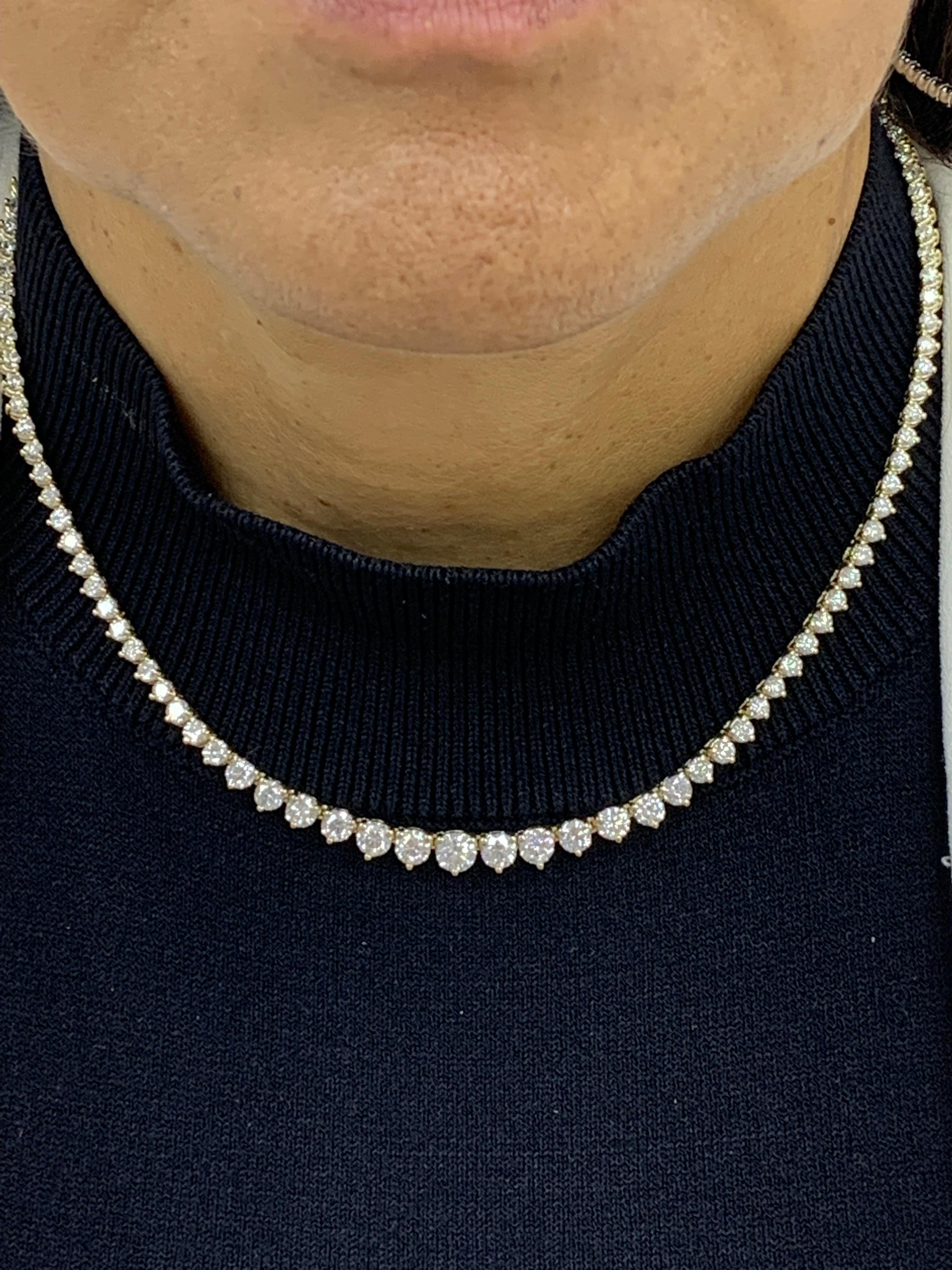 12,05 Karat abgestufter runder Diamant Riviere Tennis-Halskette aus 14K Gelbgold im Angebot 8