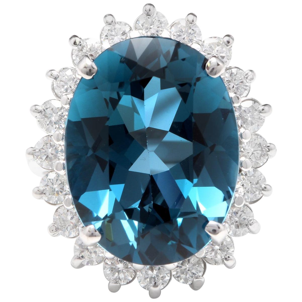 Bague en or blanc massif 14 carats avec topaze bleue naturelle de Londres de 12,05 carats et diamants