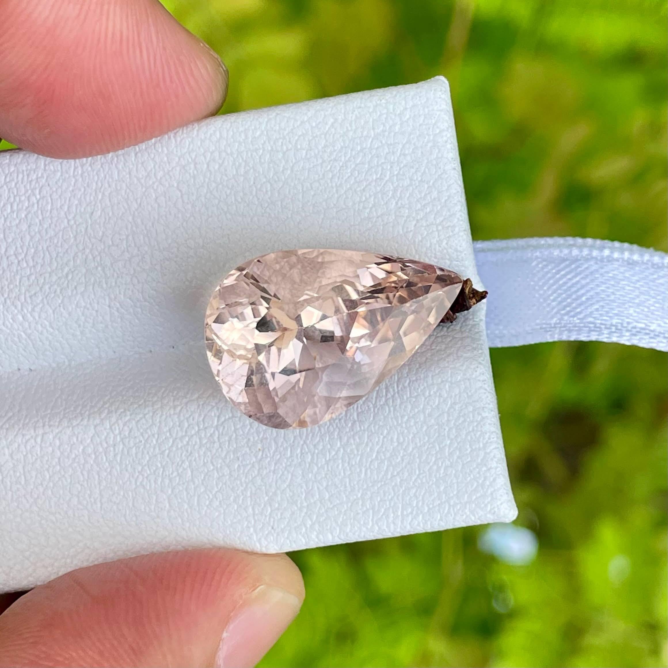 Moderne 12.05 carats Peach Morganite Stone Pear Cut Natural African Gemstone en vente