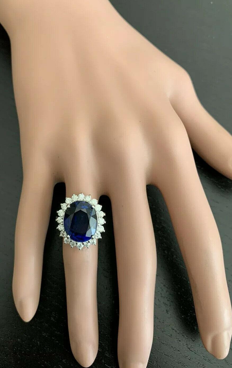 Women's 12.05ct Blue Sapphire and Natural Diamond 14K Solid White Gold Ring For Sale