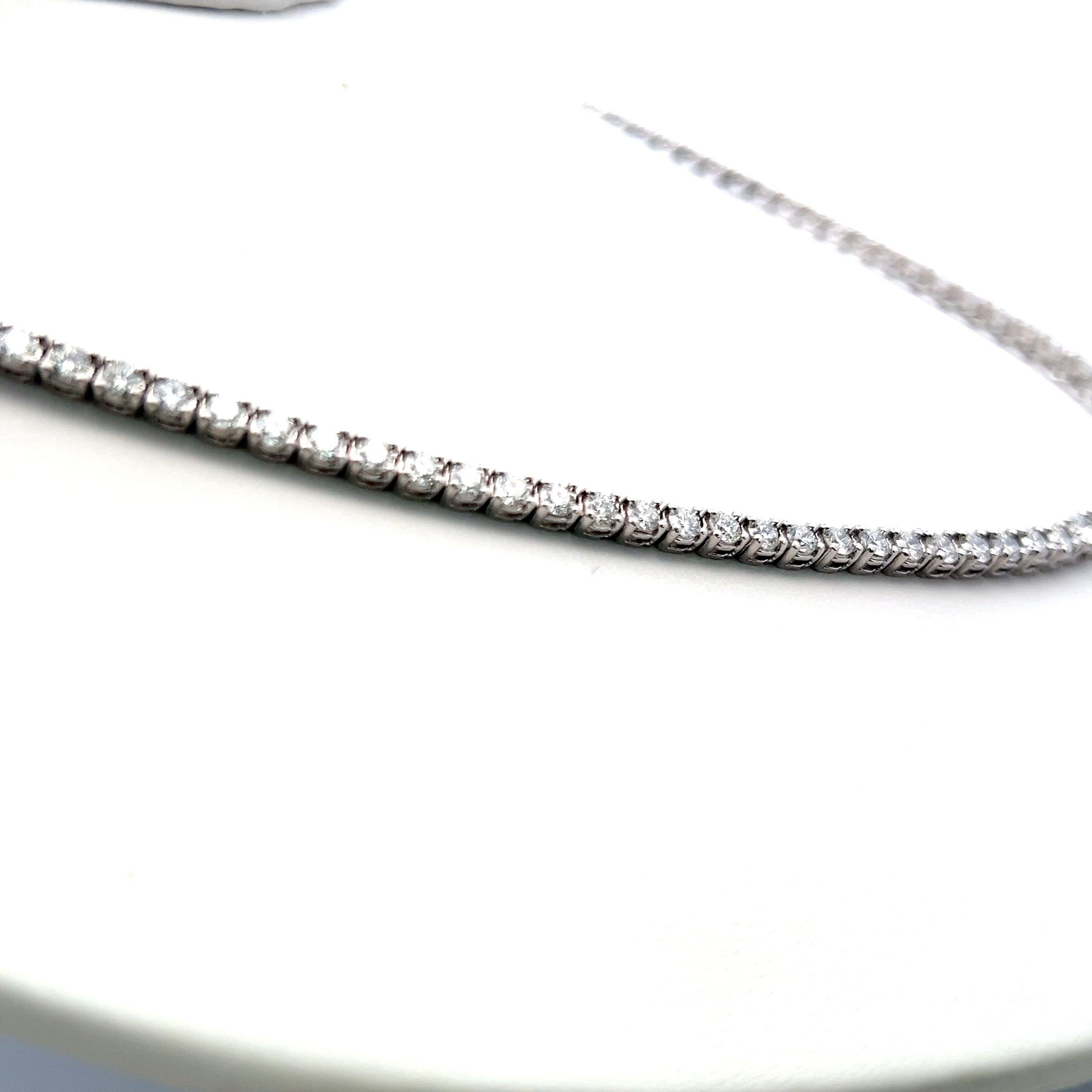 Women's 12.07 Carat Round Brilliant Diamond 18 Karat White Gold Riviera Necklace For Sale
