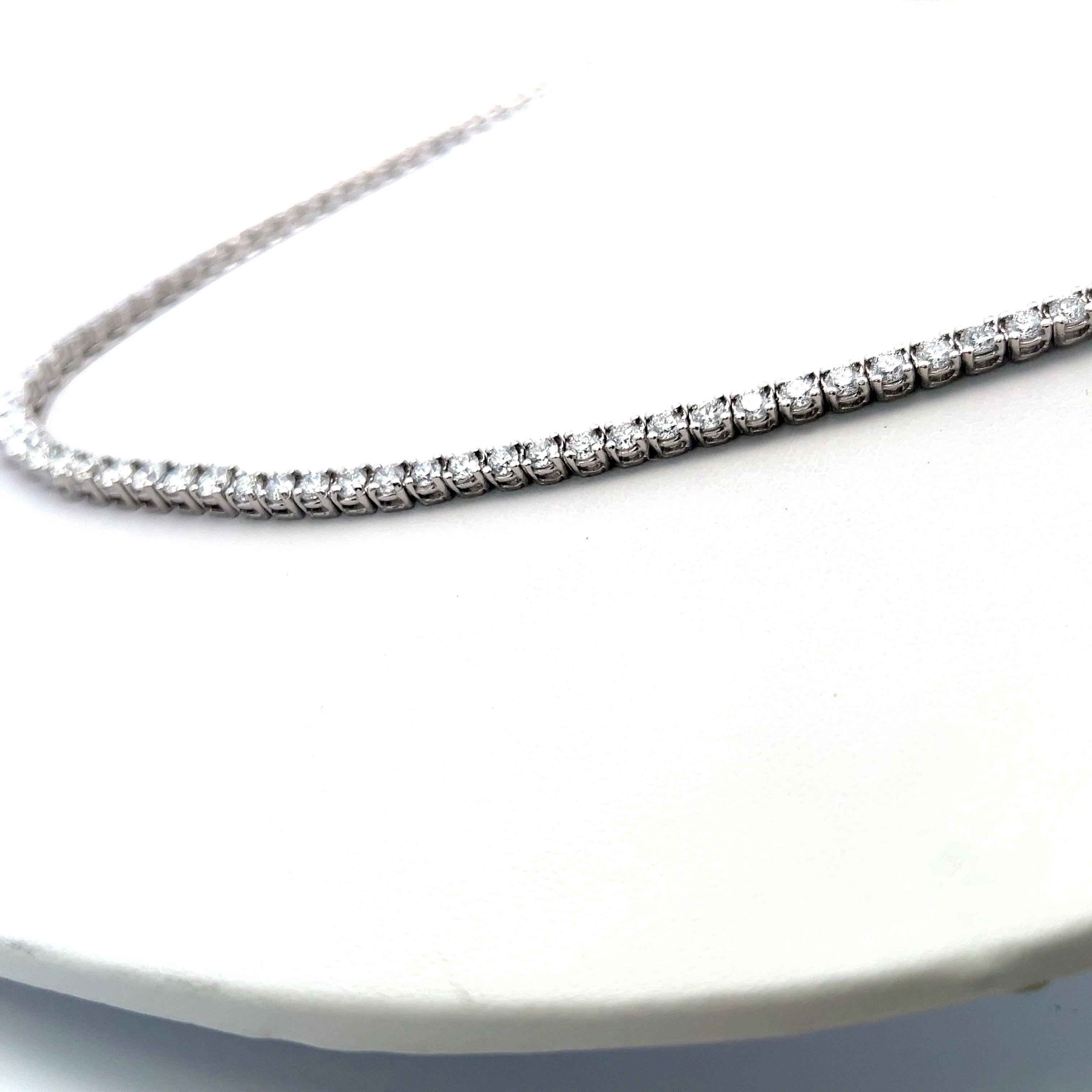 12.07 Carat Round Brilliant Diamond 18 Karat White Gold Riviera Necklace For Sale 1