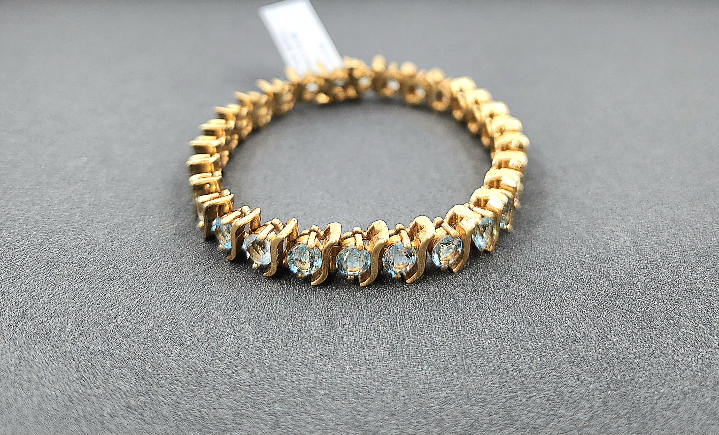 Bracciale con acquamarina naturale e diamanti da 12,08 carati In condizioni Nuovo in vendita a Chicago, IL