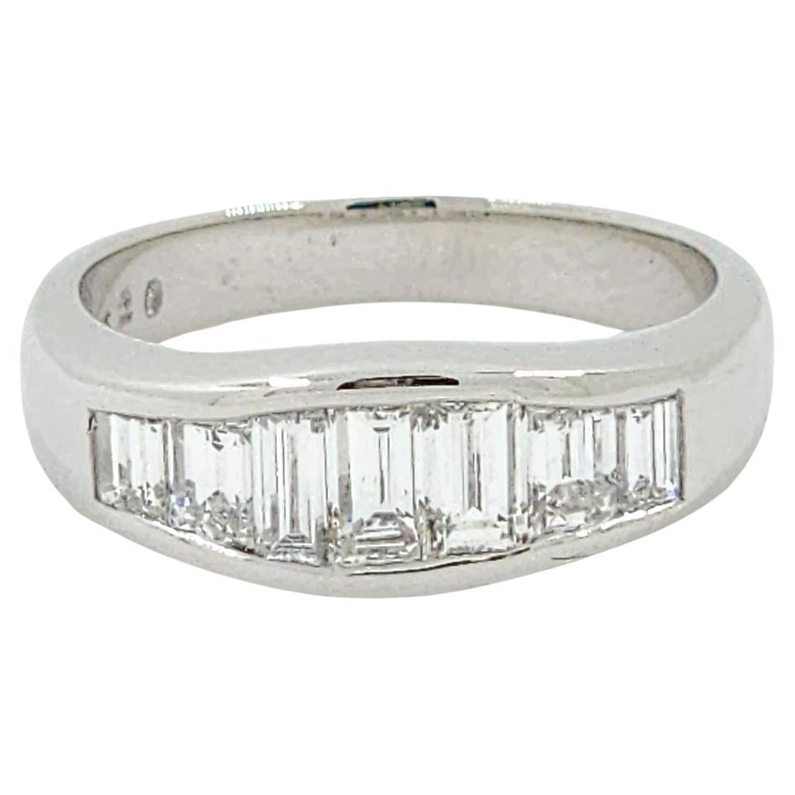 1.20Ct Baguette Diamond Wedding Band Ring in 18K White Gold For Sale