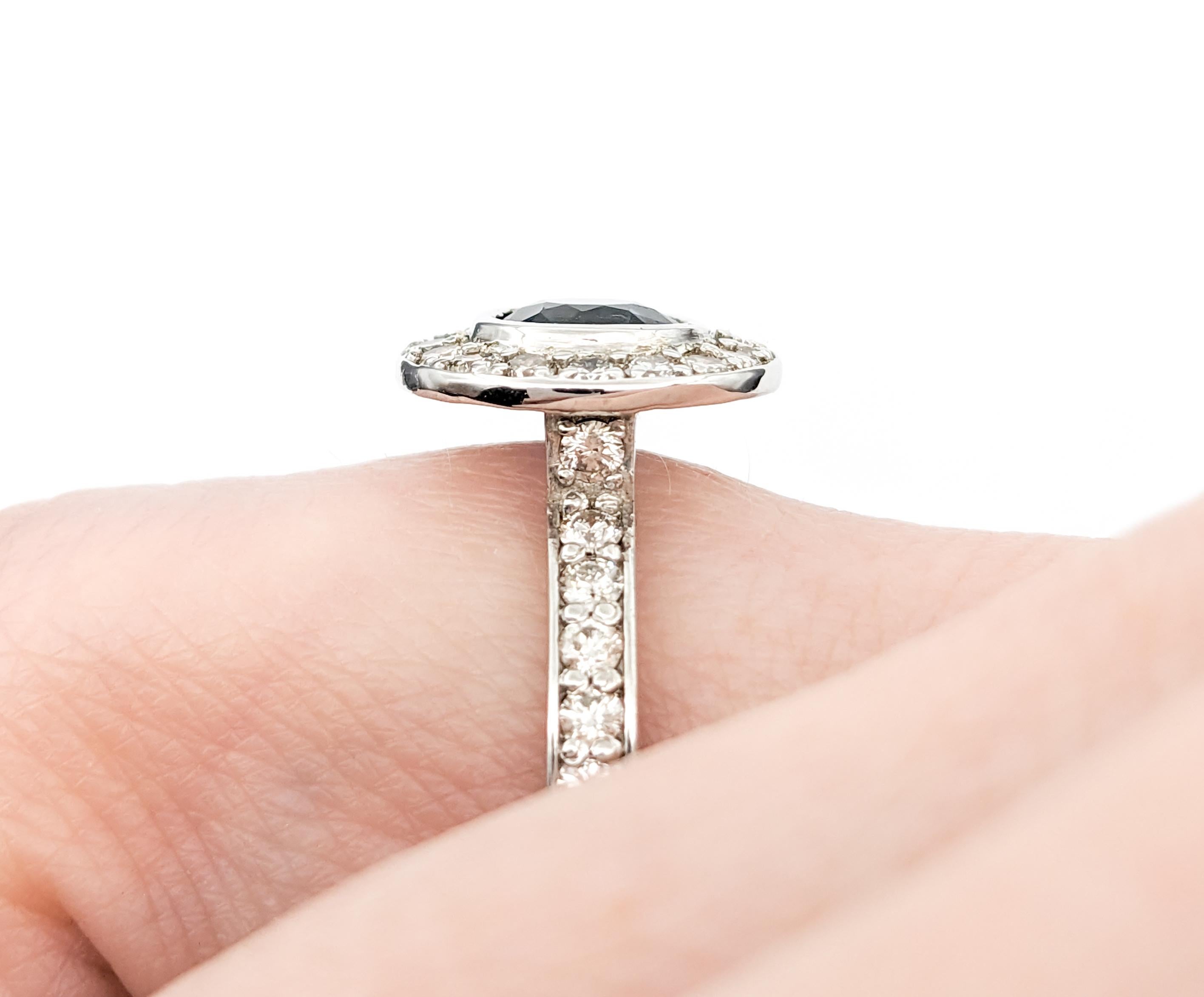 1,20ct Blauer Saphir & 1ctw Diamant Ring in Weißgold (Zeitgenössisch) im Angebot