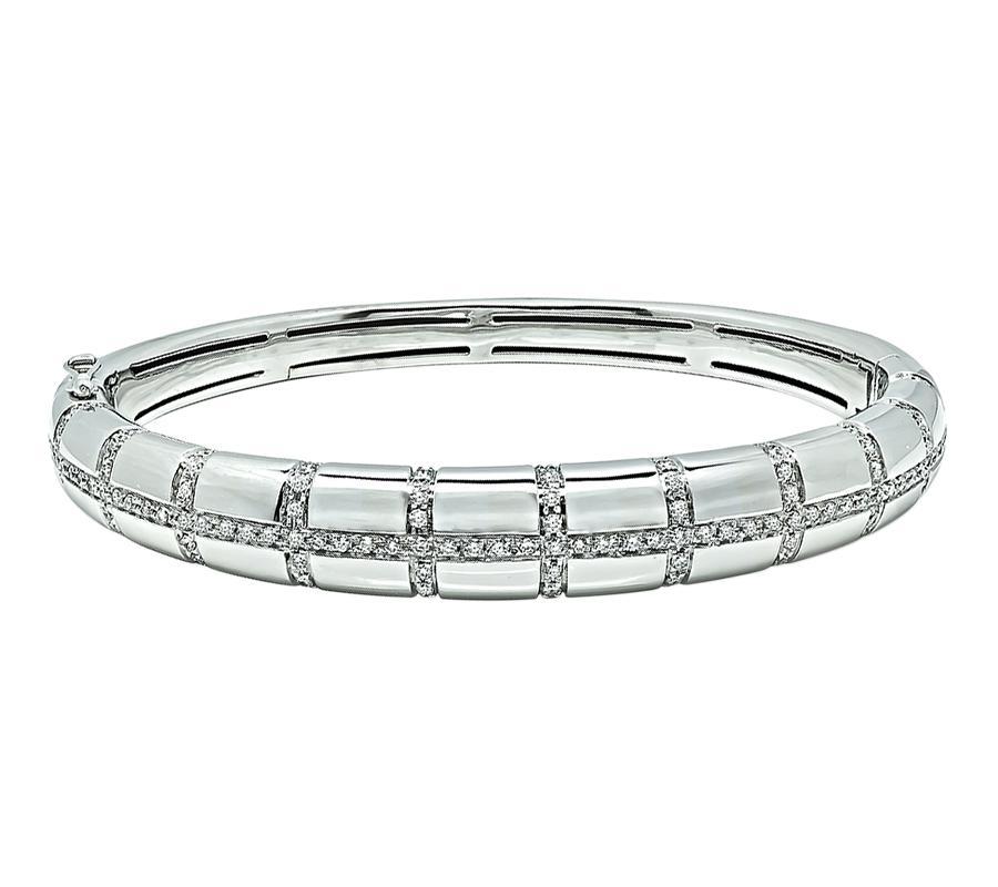 Taille ronde Bracelet en or avec diamant de 1,20 ct en vente