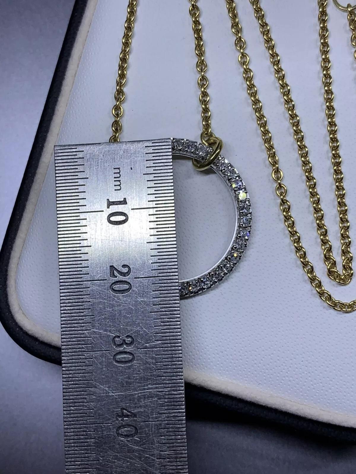 Taglio rotondo Collana con ciondolo a forma di cerchio per l'eternità di 1,20 carati con diamante grande e grosso in 18c in vendita